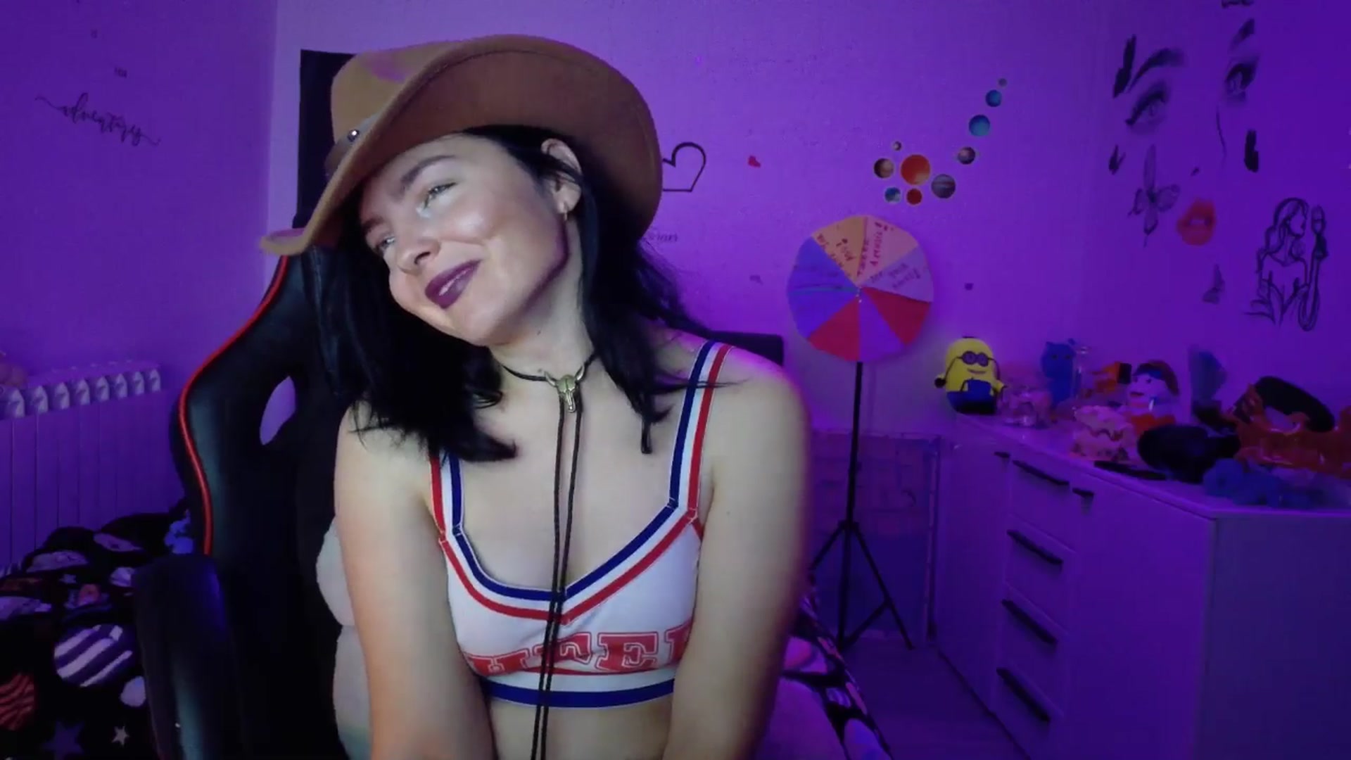 Gallery image thumbnail from YreneA's myfreecams stream on, 10/04/2025, 07:45 image 18 of 20