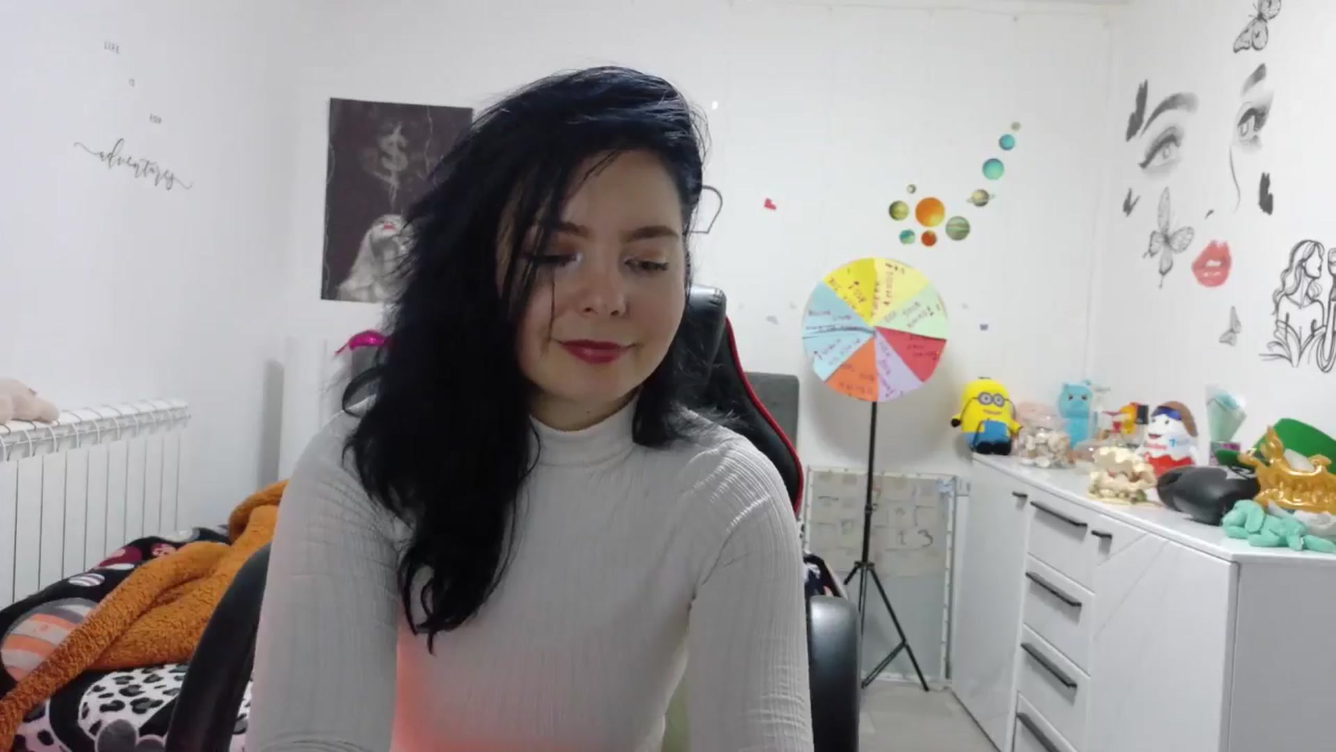 Gallery image thumbnail from YreneA's myfreecams stream on, 10/04/2025, 14:06 image 8 of 20