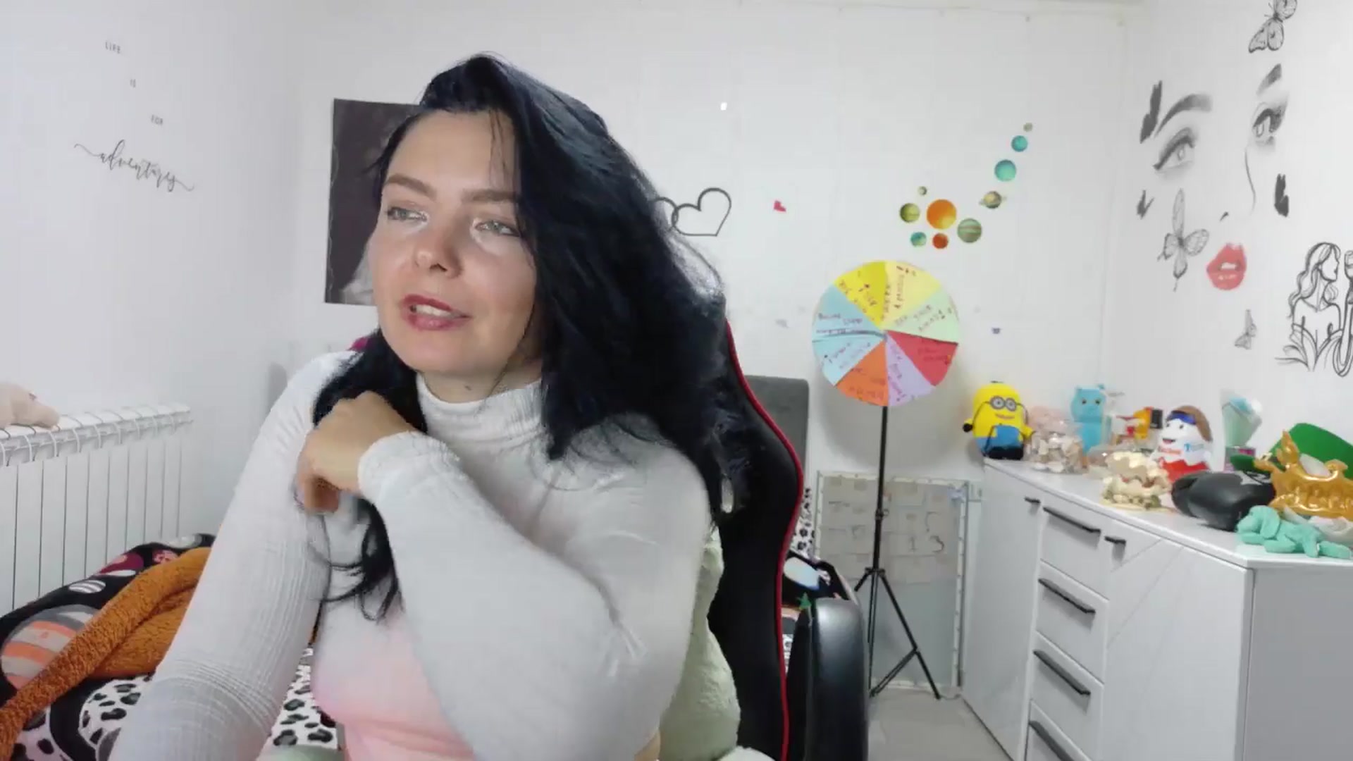Gallery image thumbnail from YreneA's myfreecams stream on, 10/04/2025, 14:06 image 9 of 20