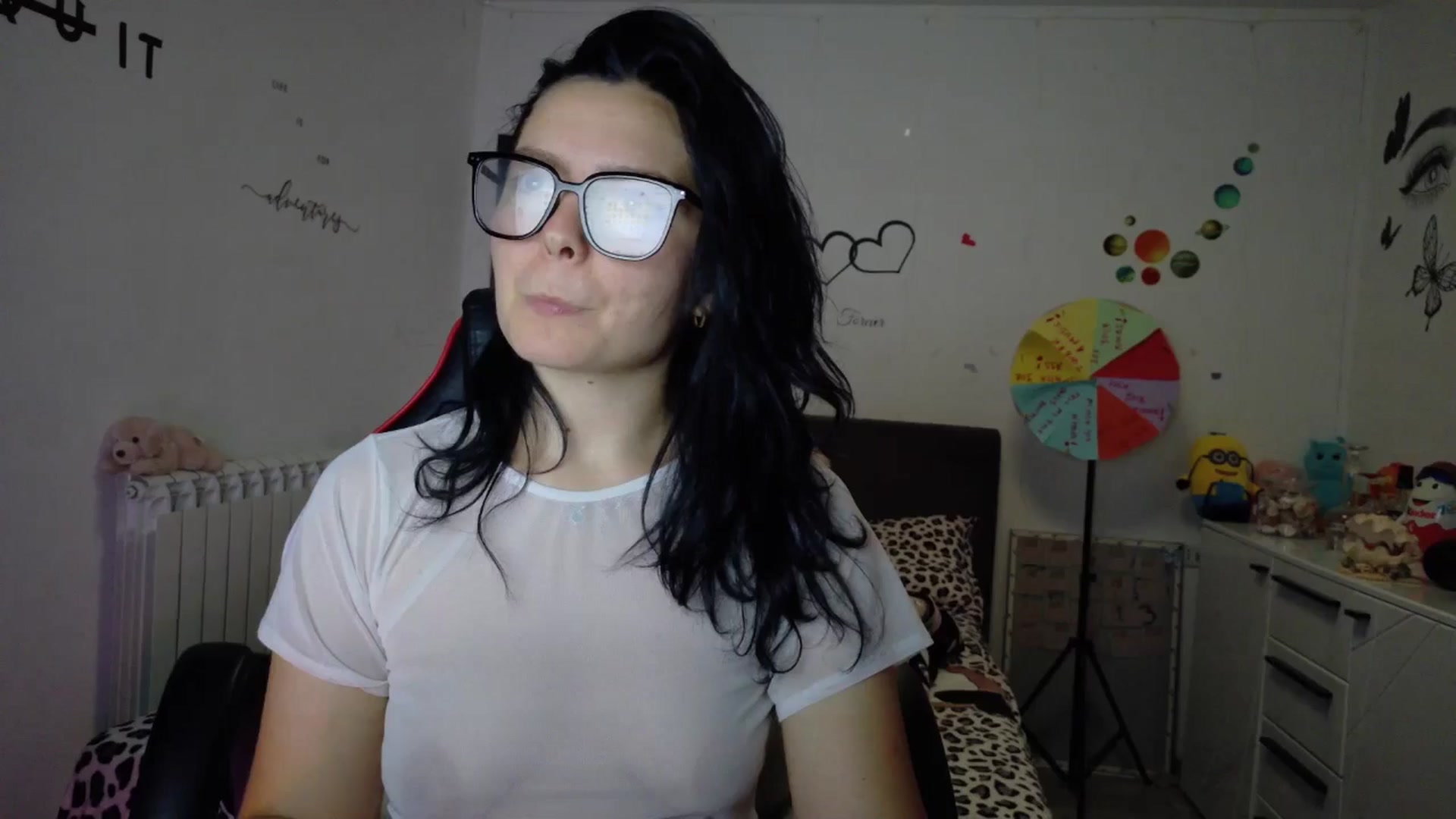Gallery image thumbnail from YreneA's myfreecams stream on, 10/06/2025, 19:00 image 16 of 20