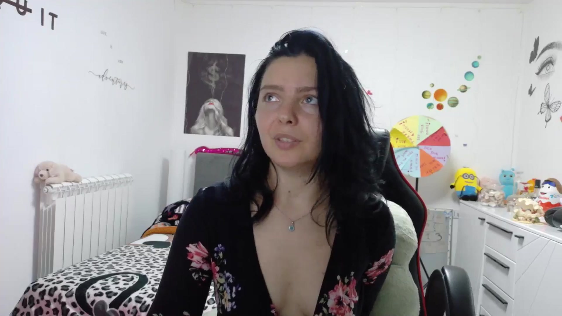 Gallery image thumbnail from YreneA's myfreecams stream on, 10/07/2025, 13:36 image 9 of 20