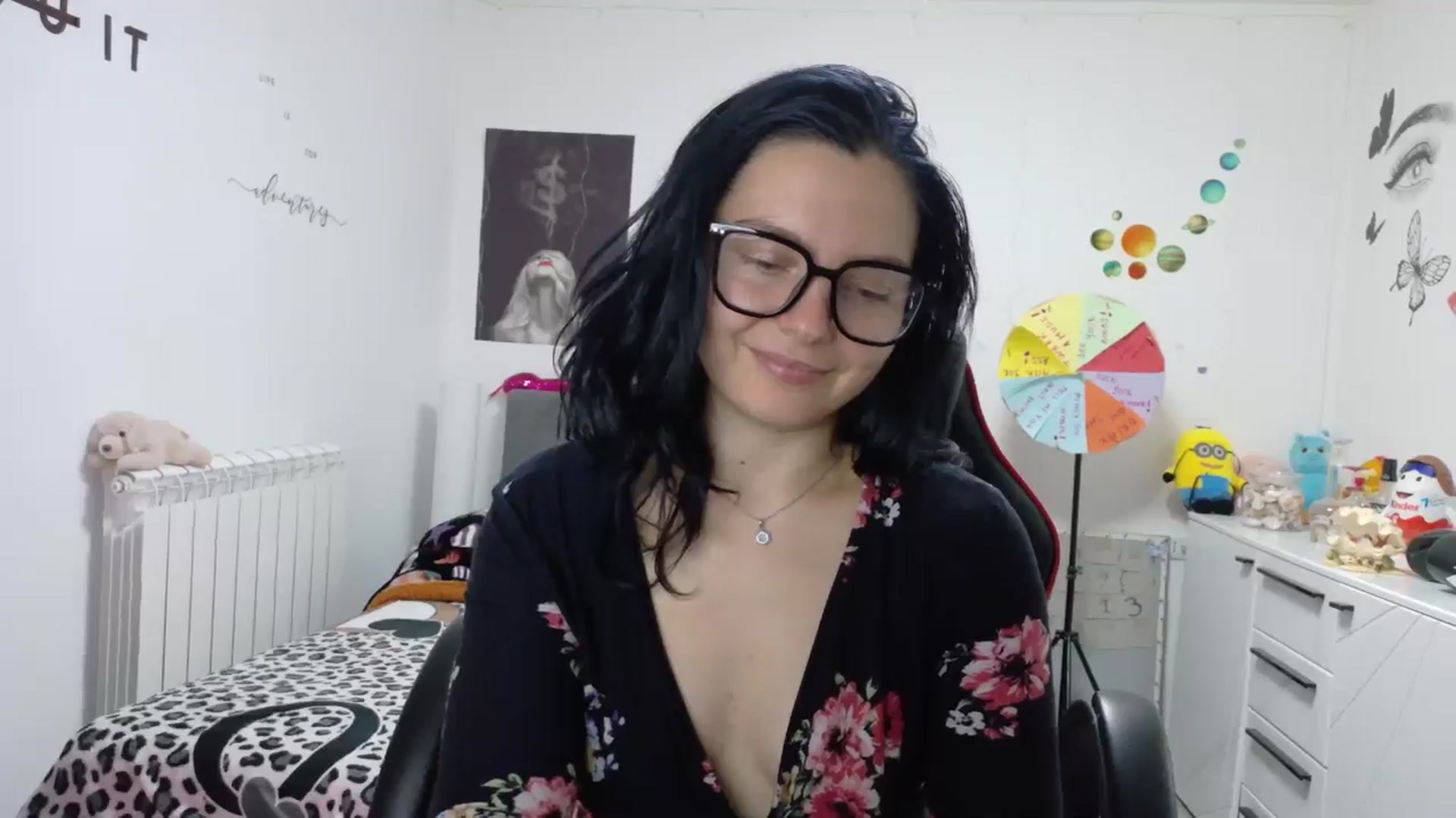 Gallery image thumbnail from YreneA's myfreecams stream on, 10/07/2025, 16:41 image 19 of 20