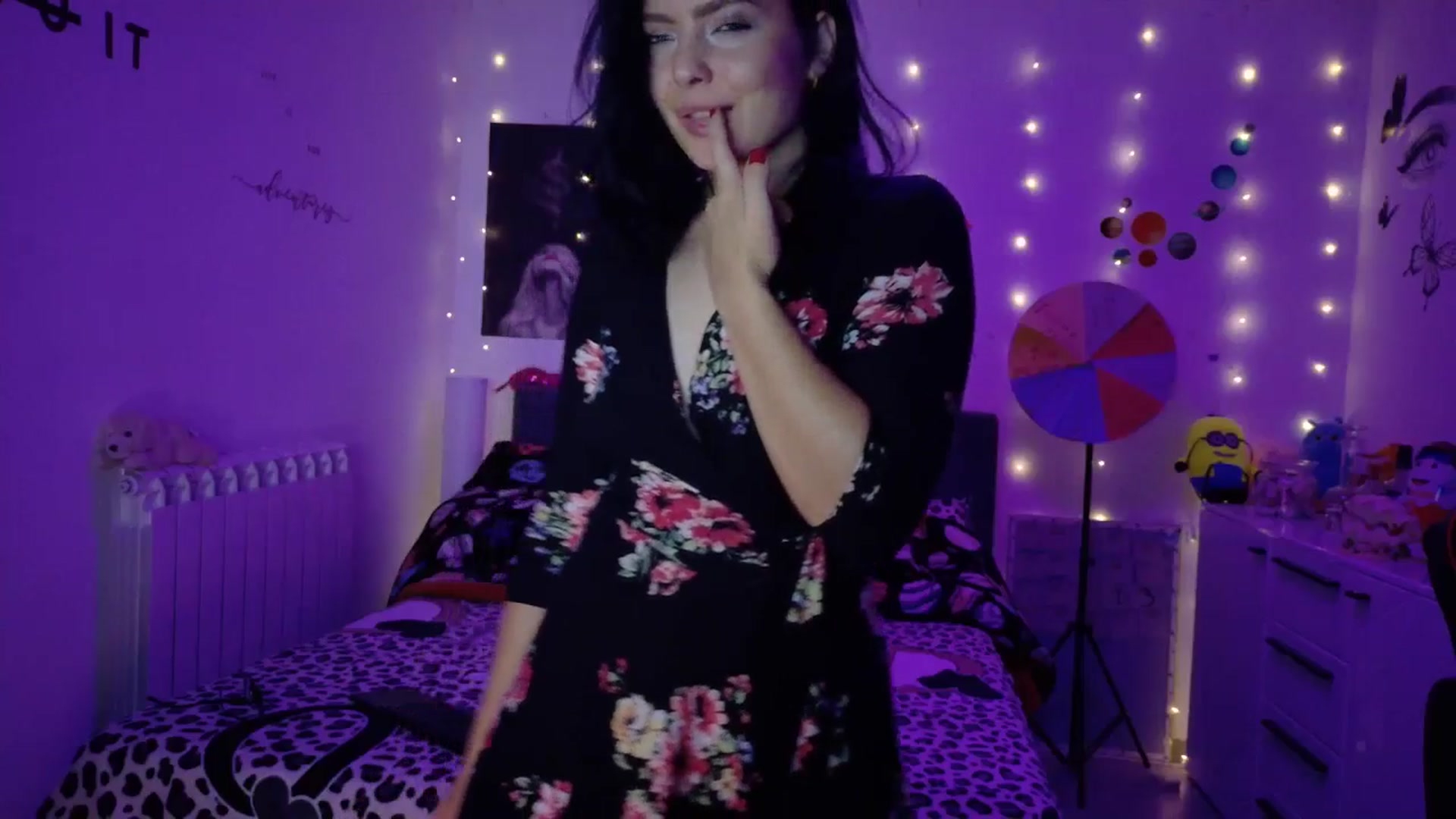 Gallery image thumbnail from YreneA's myfreecams stream on, 10/08/2025, 18:30 image 3 of 20