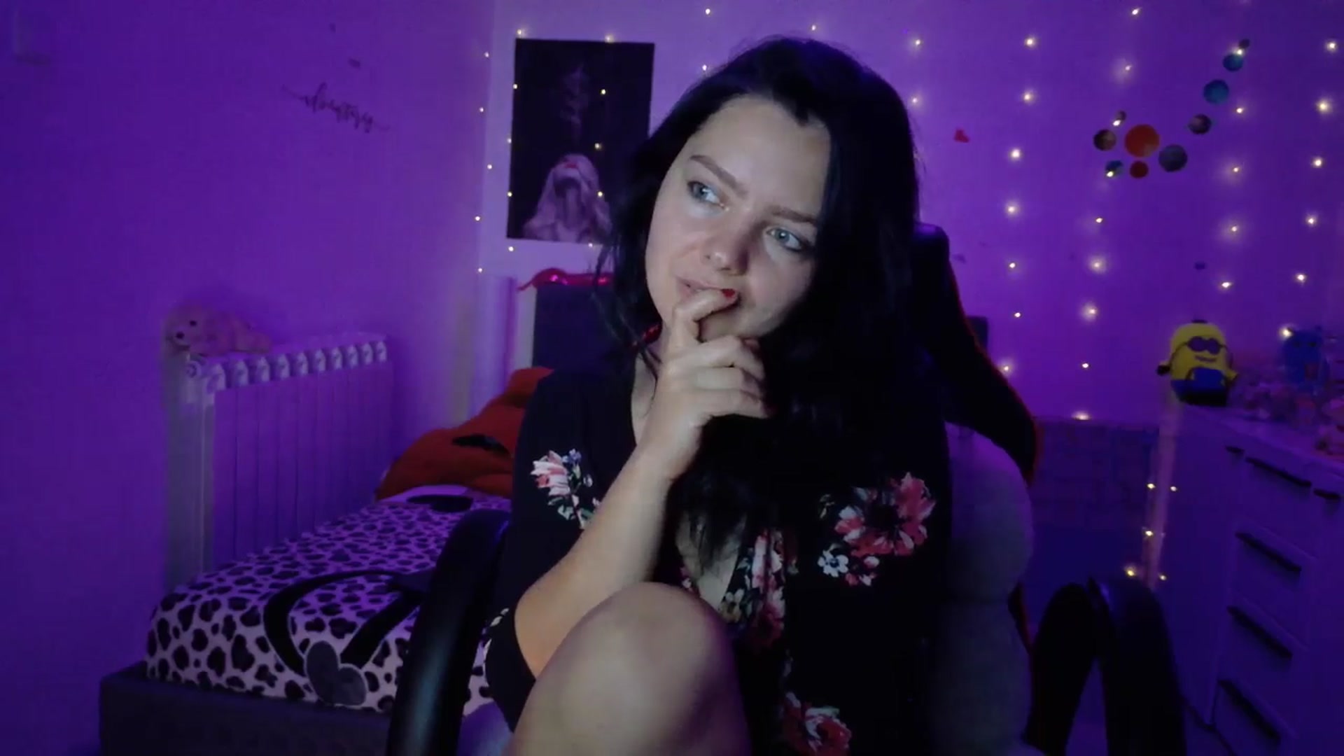 Gallery image thumbnail from YreneA's myfreecams stream on, 10/10/2025, 08:19 image 3 of 20