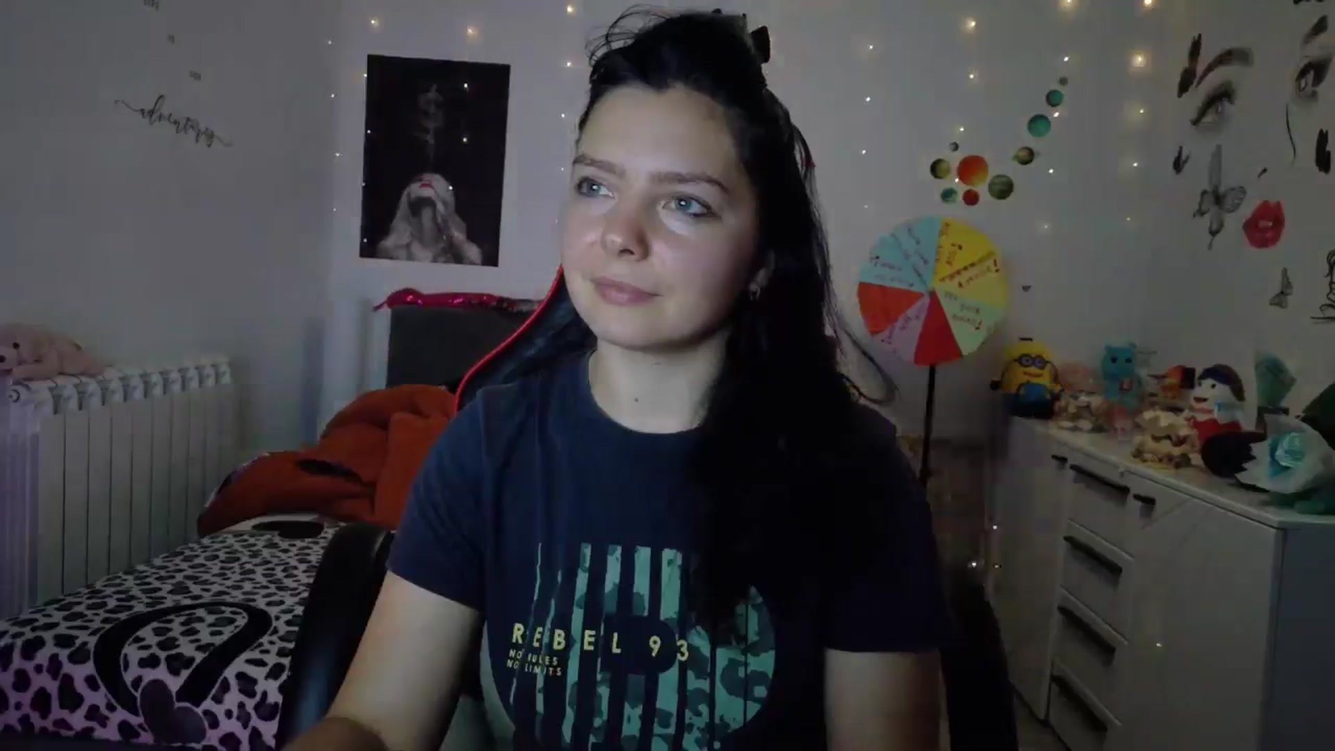 Gallery image thumbnail from YreneA's myfreecams stream on, 10/10/2025, 13:51 image 9 of 20