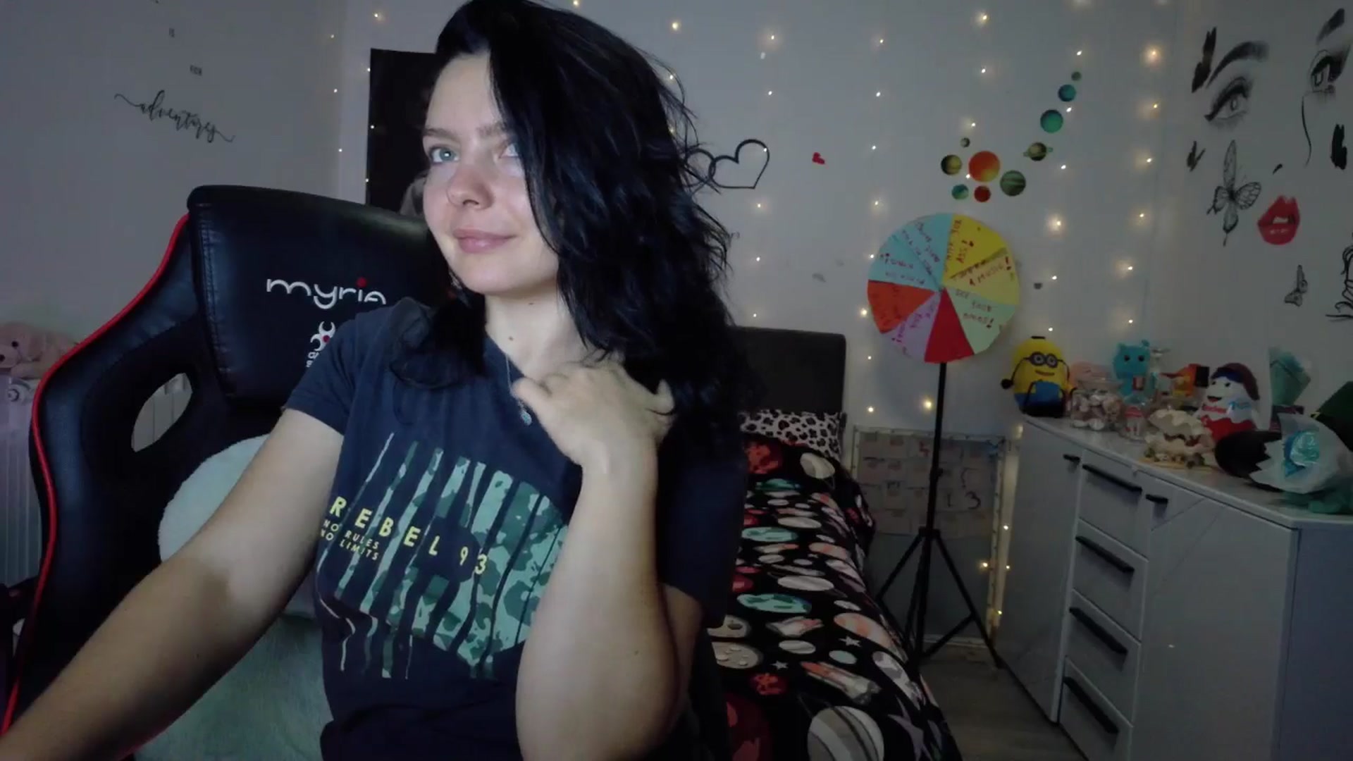 Gallery image thumbnail from YreneA's myfreecams stream on, 10/10/2025, 18:20 image 3 of 20