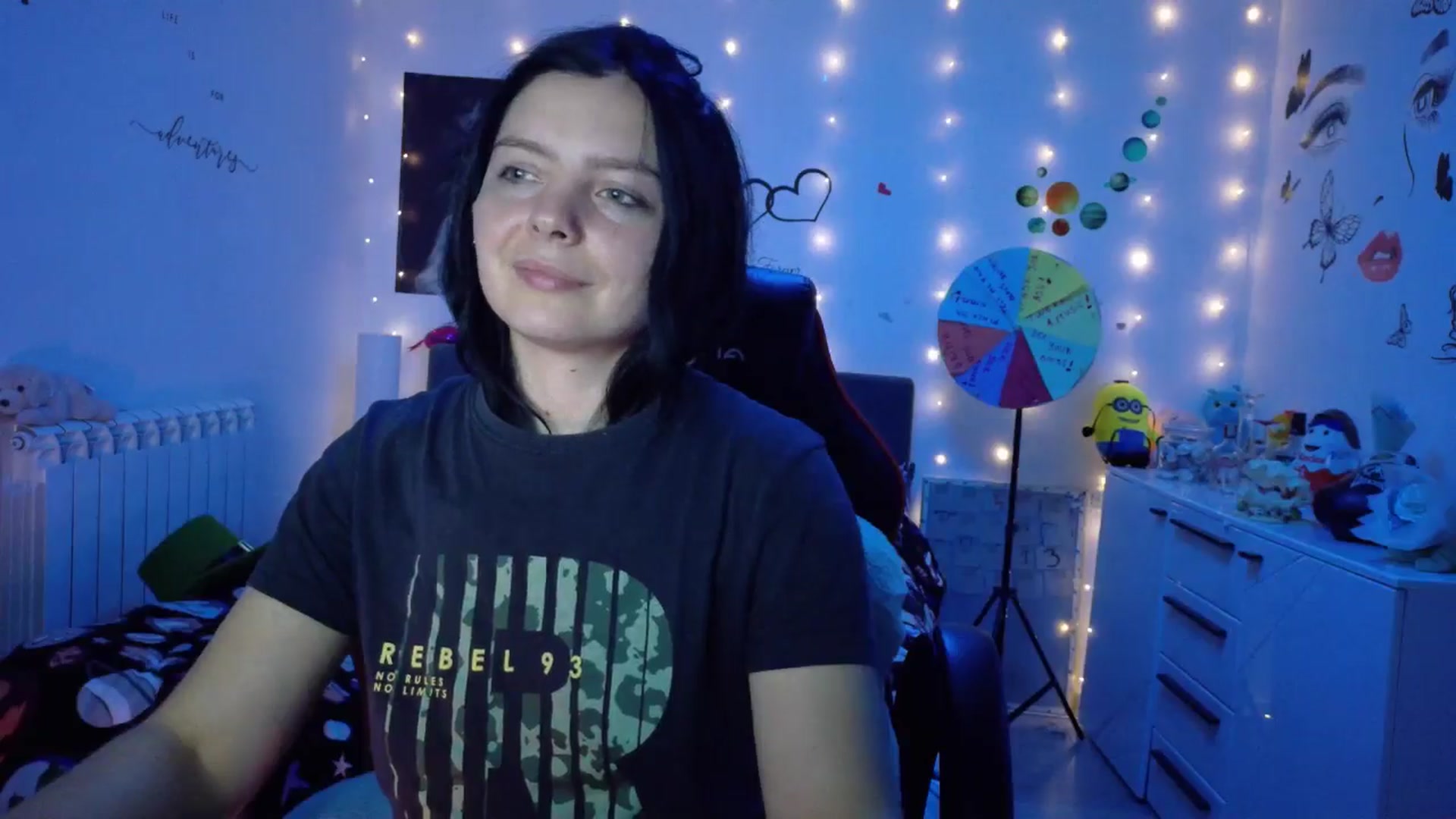 Gallery image thumbnail from YreneA's myfreecams stream on, 10/10/2025, 18:58 image 3 of 20