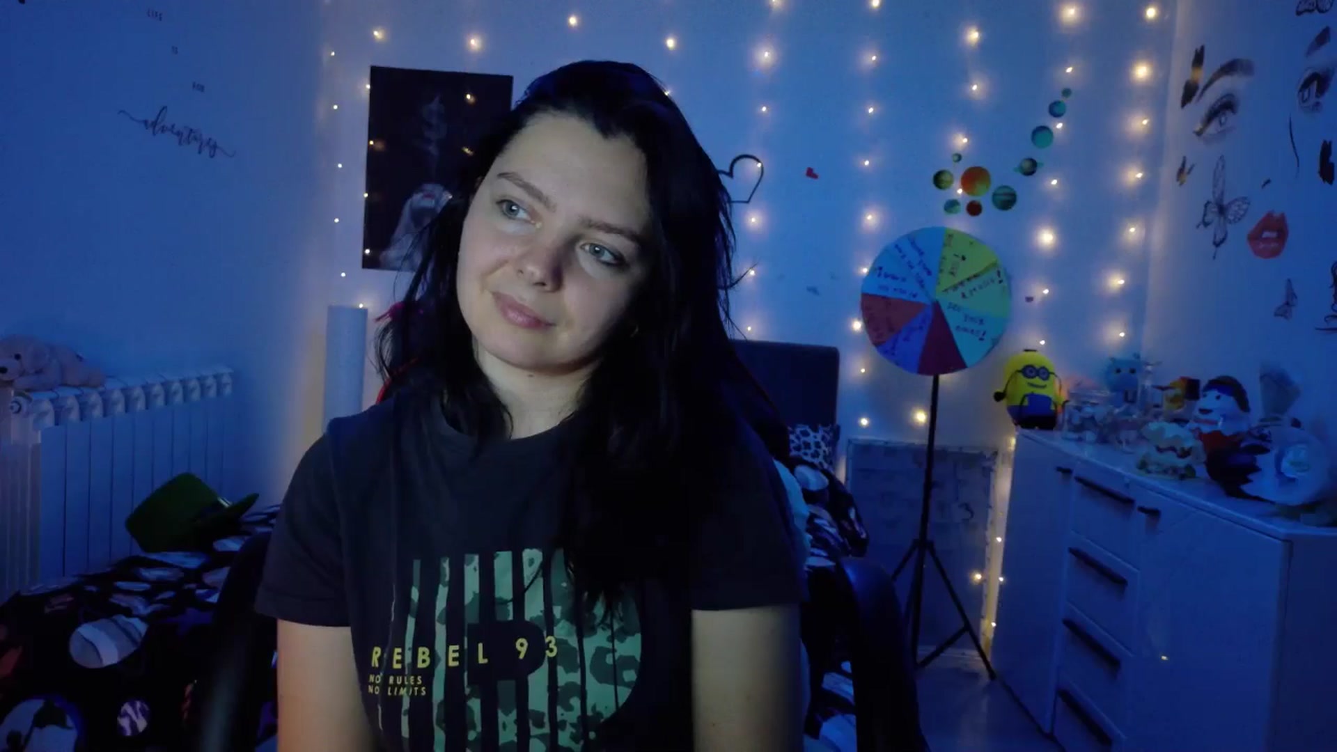 Gallery image thumbnail from YreneA's myfreecams stream on, 10/10/2025, 18:58 image 20 of 20