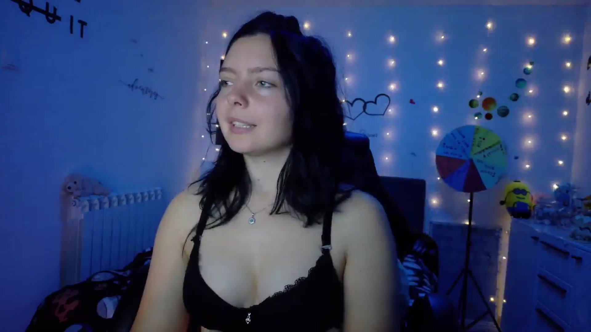 Gallery image thumbnail from YreneA's myfreecams stream on, 10/11/2025, 05:45 image 16 of 20