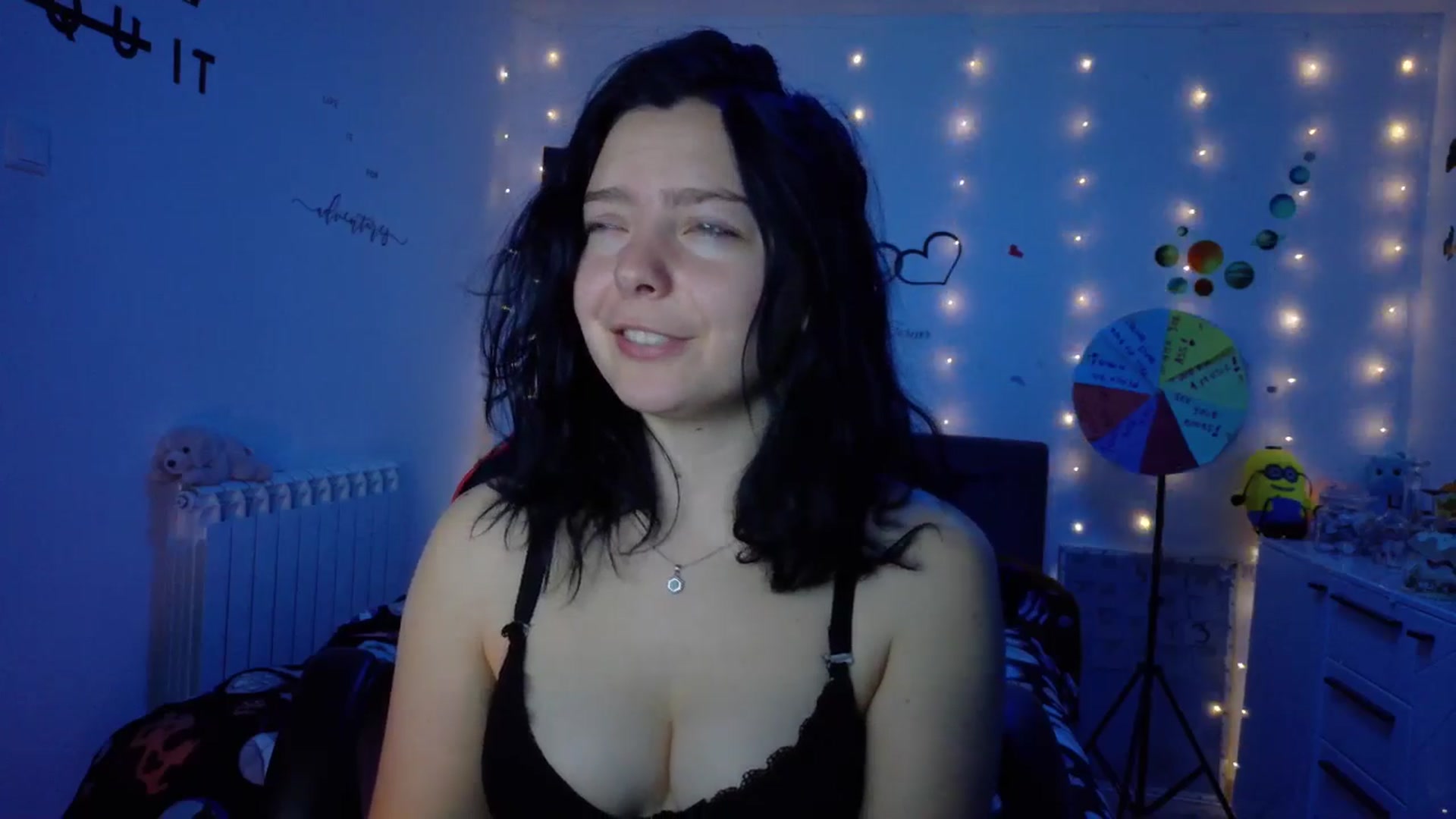Gallery image thumbnail from YreneA's myfreecams stream on, 10/11/2025, 05:45 image 14 of 20