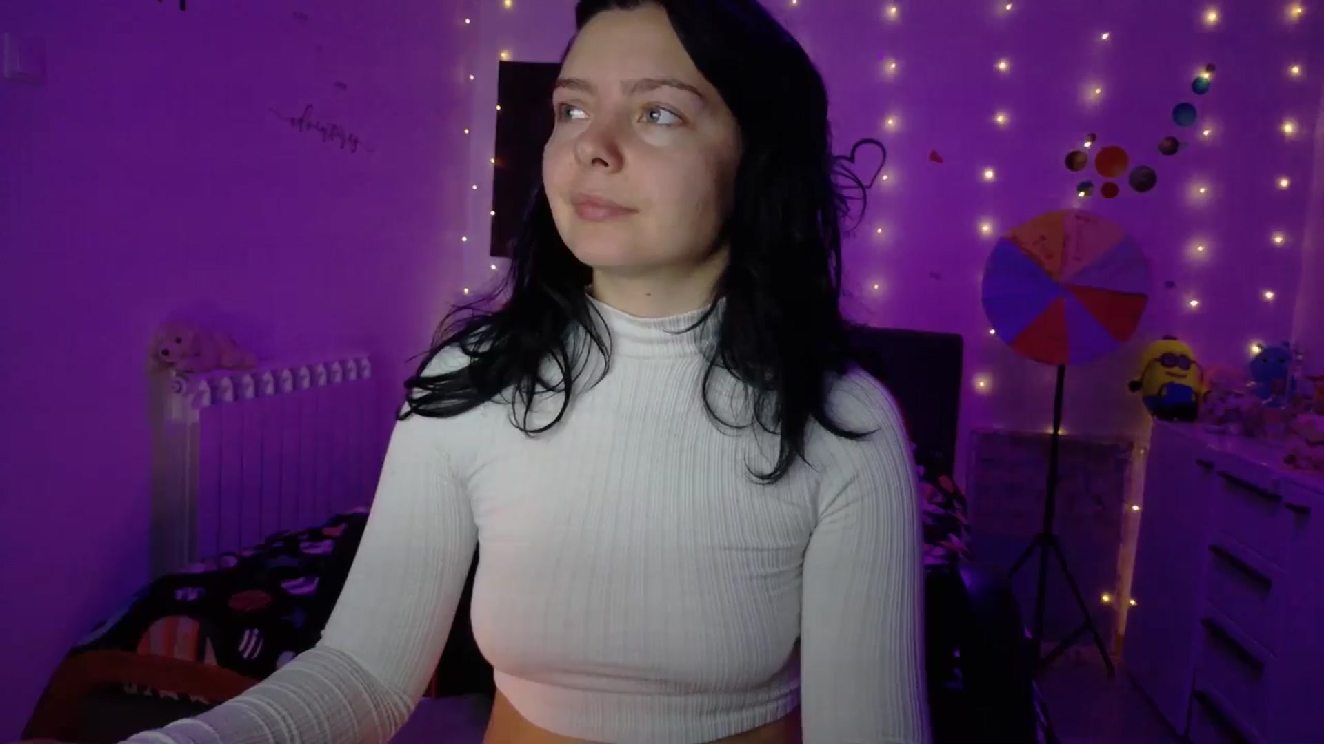 Gallery image thumbnail from YreneA's myfreecams stream on, 10/13/2025, 05:55 image 5 of 20