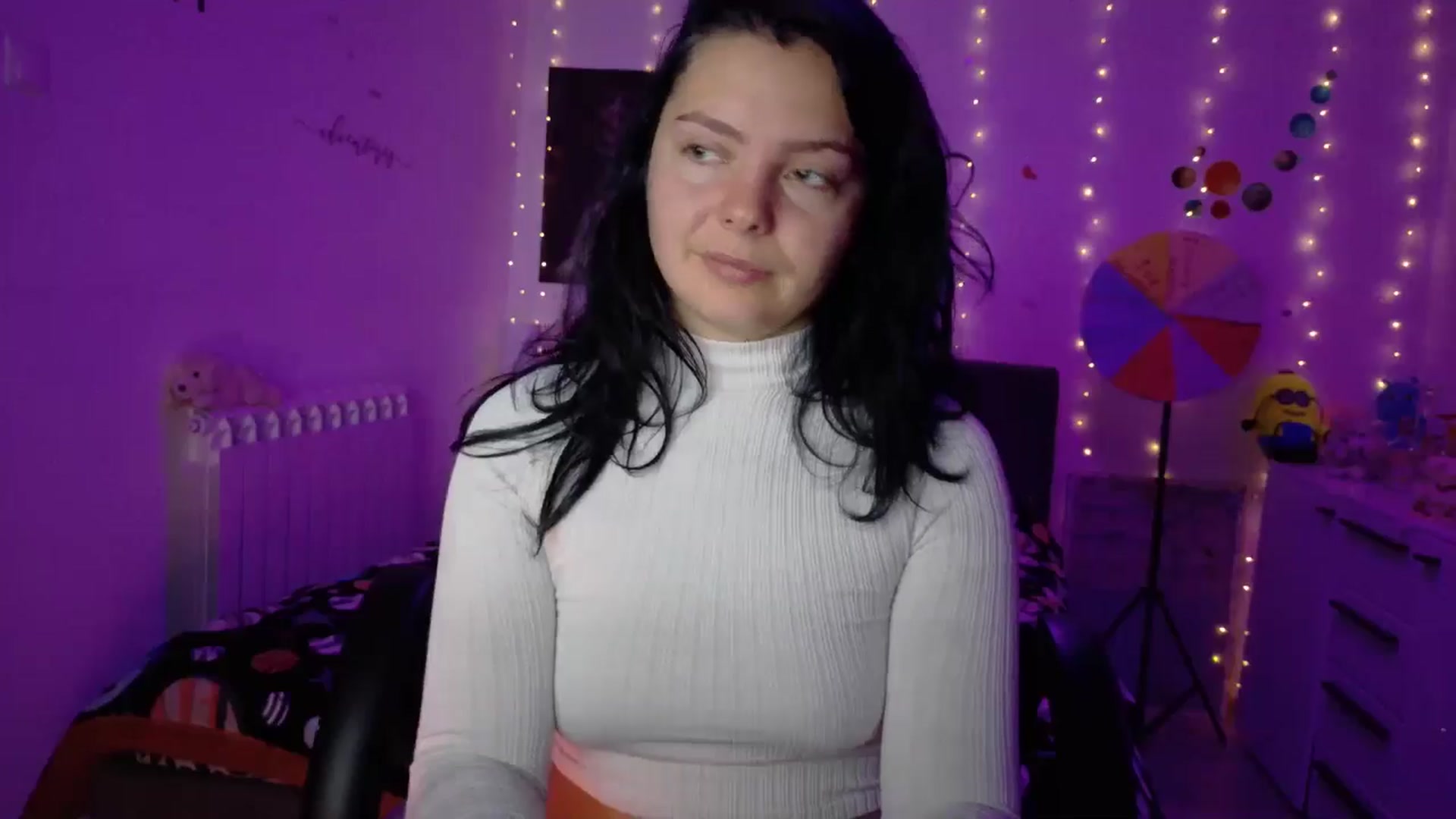 Gallery image thumbnail from YreneA's myfreecams stream on, 10/13/2025, 05:55 image 6 of 20