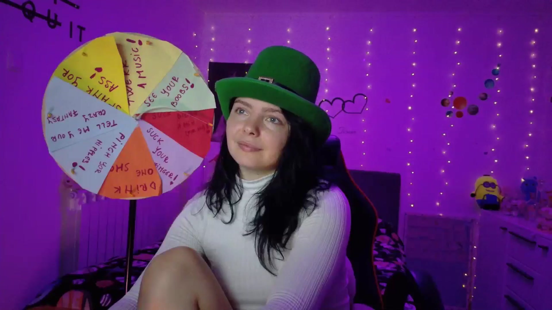 Gallery image thumbnail from YreneA's myfreecams stream on, 10/13/2025, 07:25 image 6 of 20
