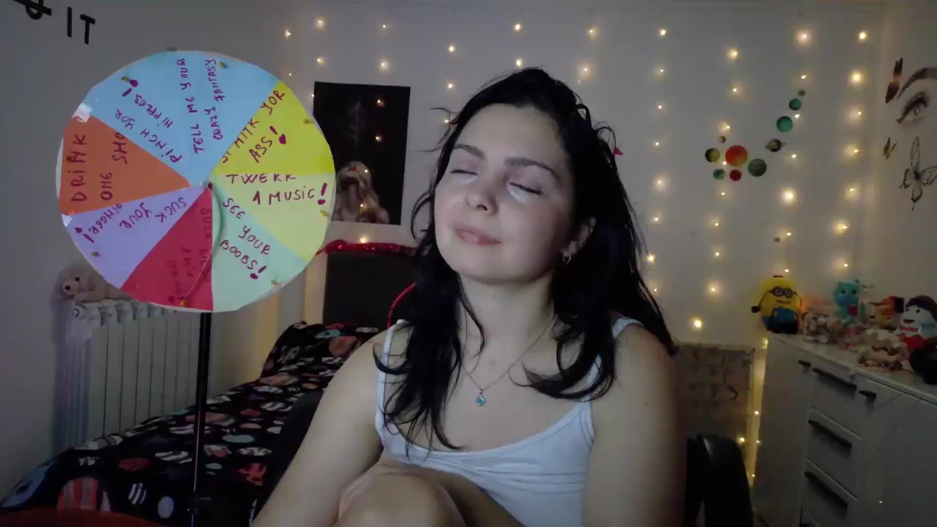 Gallery image thumbnail from YreneA's myfreecams stream on, 10/13/2025, 18:54 image 14 of 20