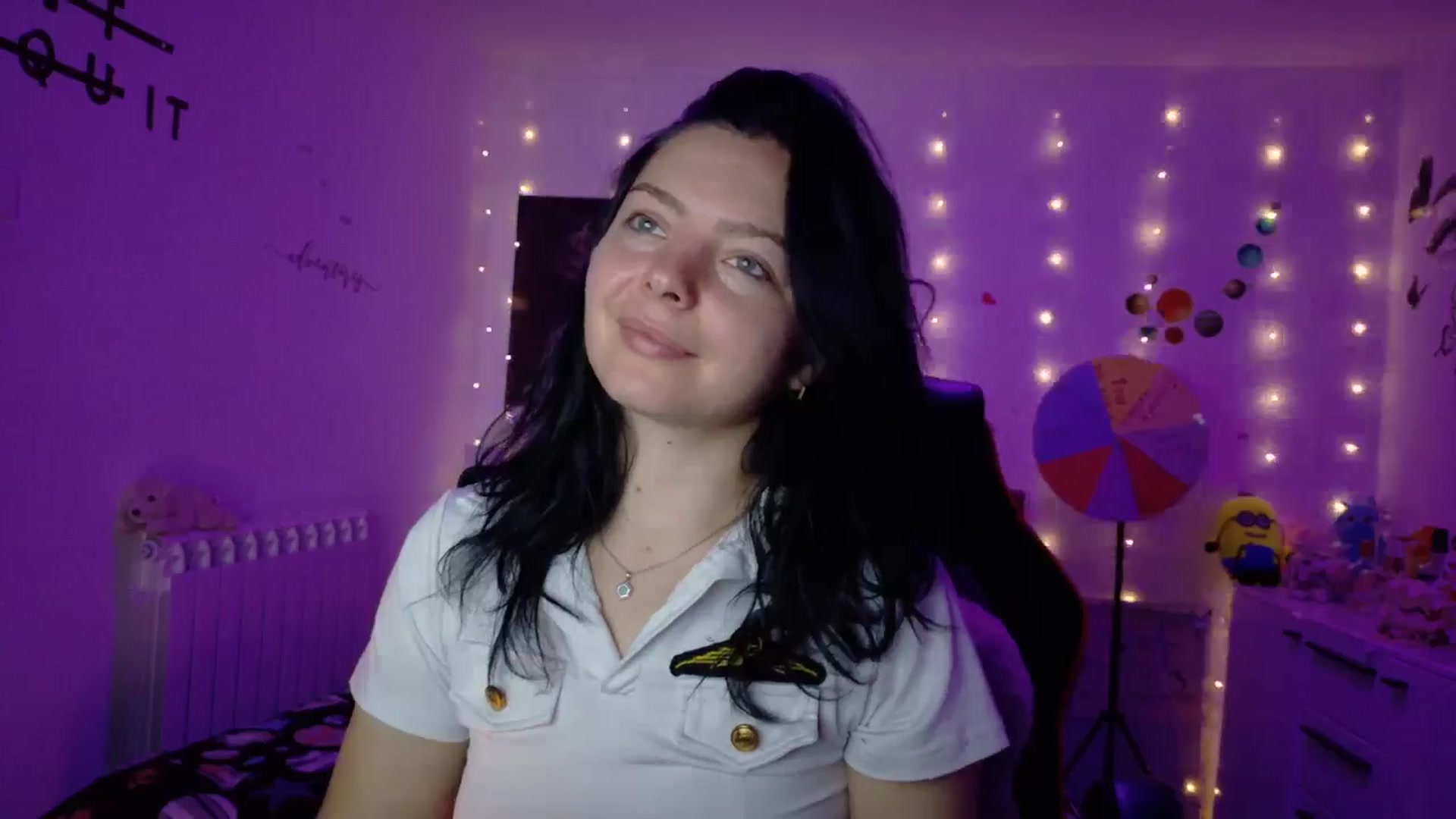 Gallery image thumbnail from YreneA's myfreecams stream on, 10/15/2025, 05:08 image 9 of 20