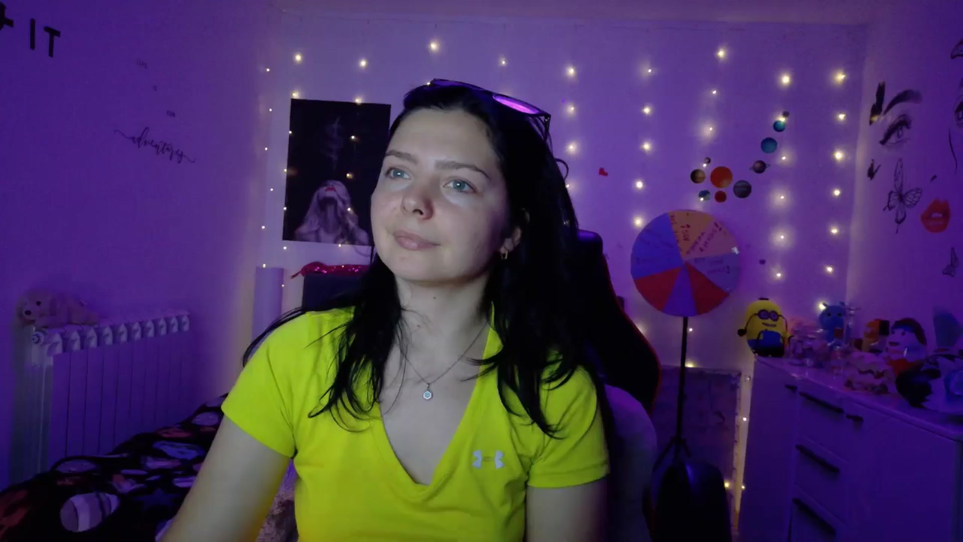 Gallery image thumbnail from YreneA's myfreecams stream on, 10/16/2025, 07:30 image 17 of 20