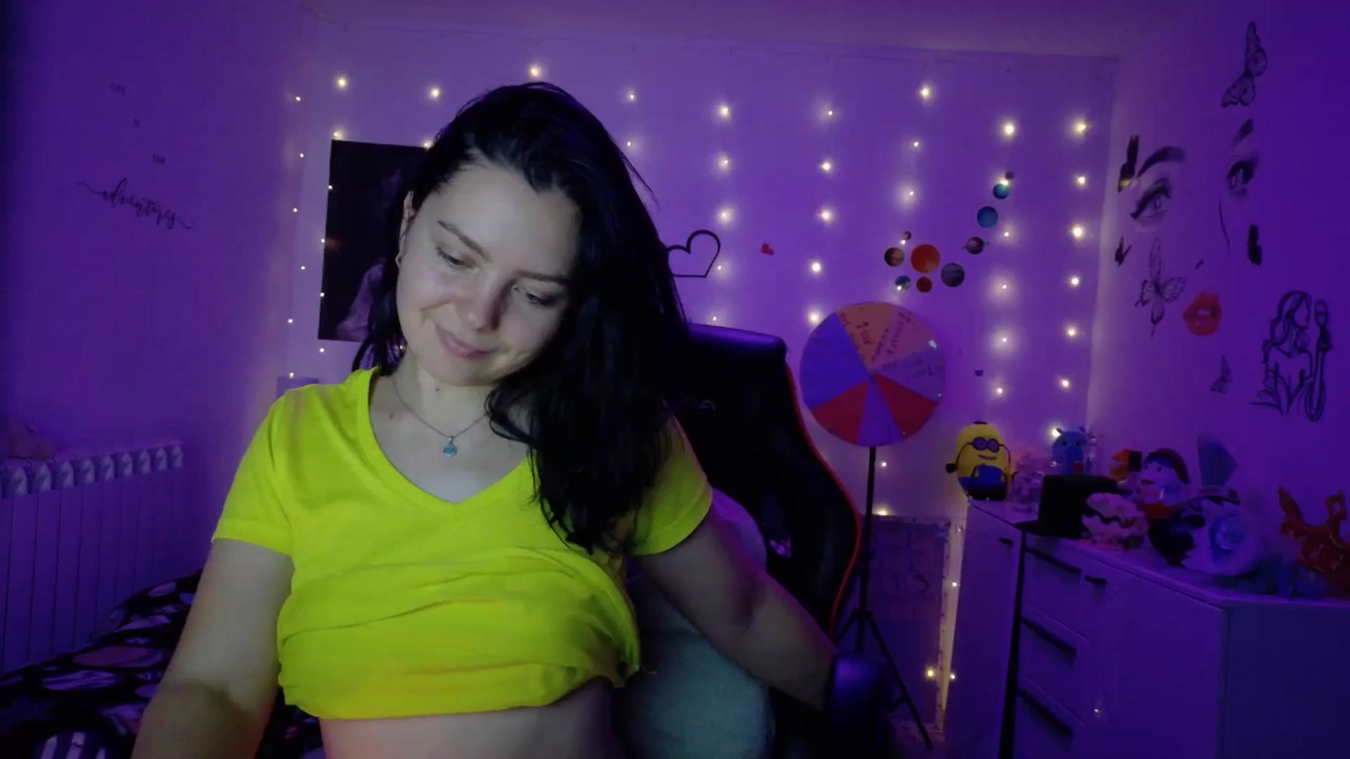 Gallery image thumbnail from YreneA's myfreecams stream on, 10/17/2025, 12:26 image 6 of 20