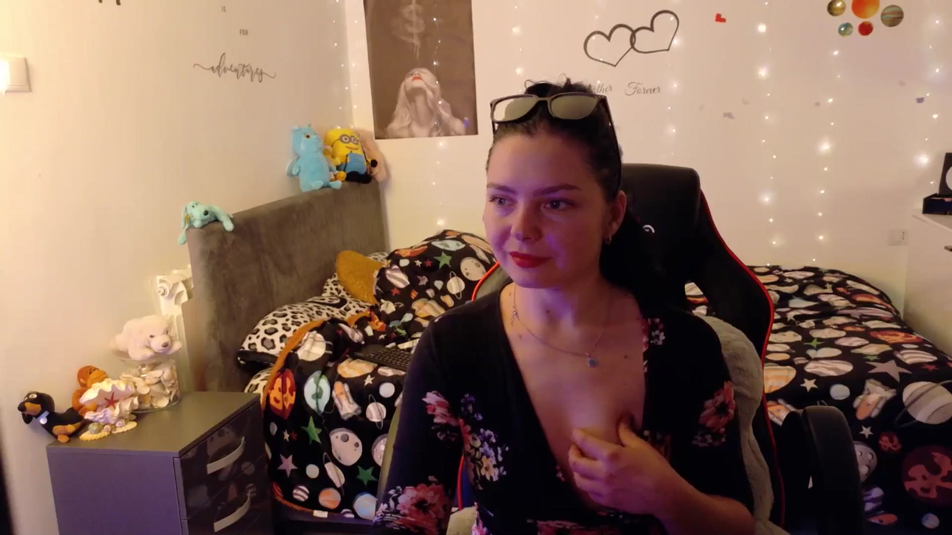 Gallery image thumbnail from YreneA's myfreecams stream on, 10/21/2025, 13:21 image 15 of 20