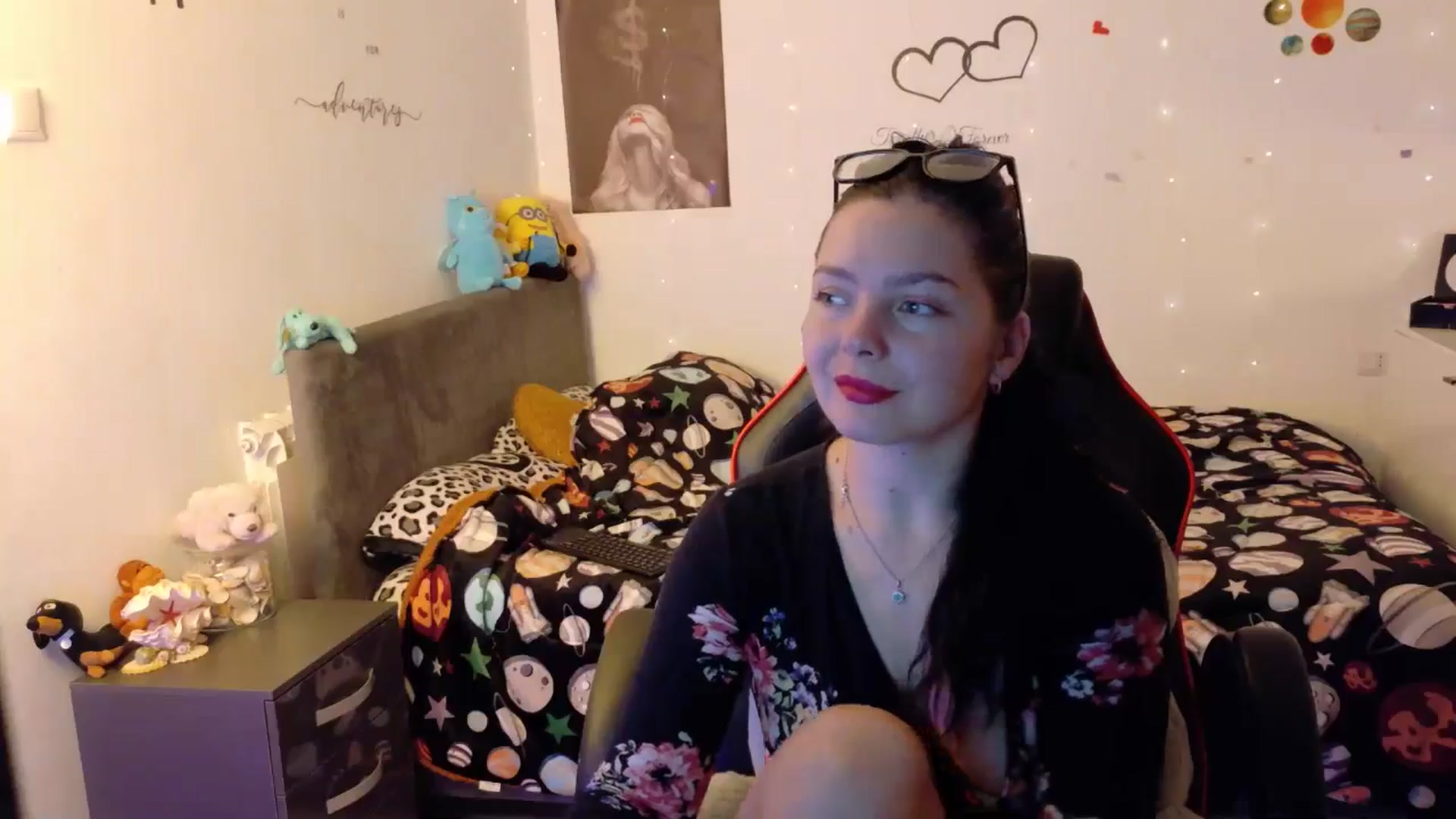 Gallery image thumbnail from YreneA's myfreecams stream on, 10/21/2025, 13:21 image 9 of 20