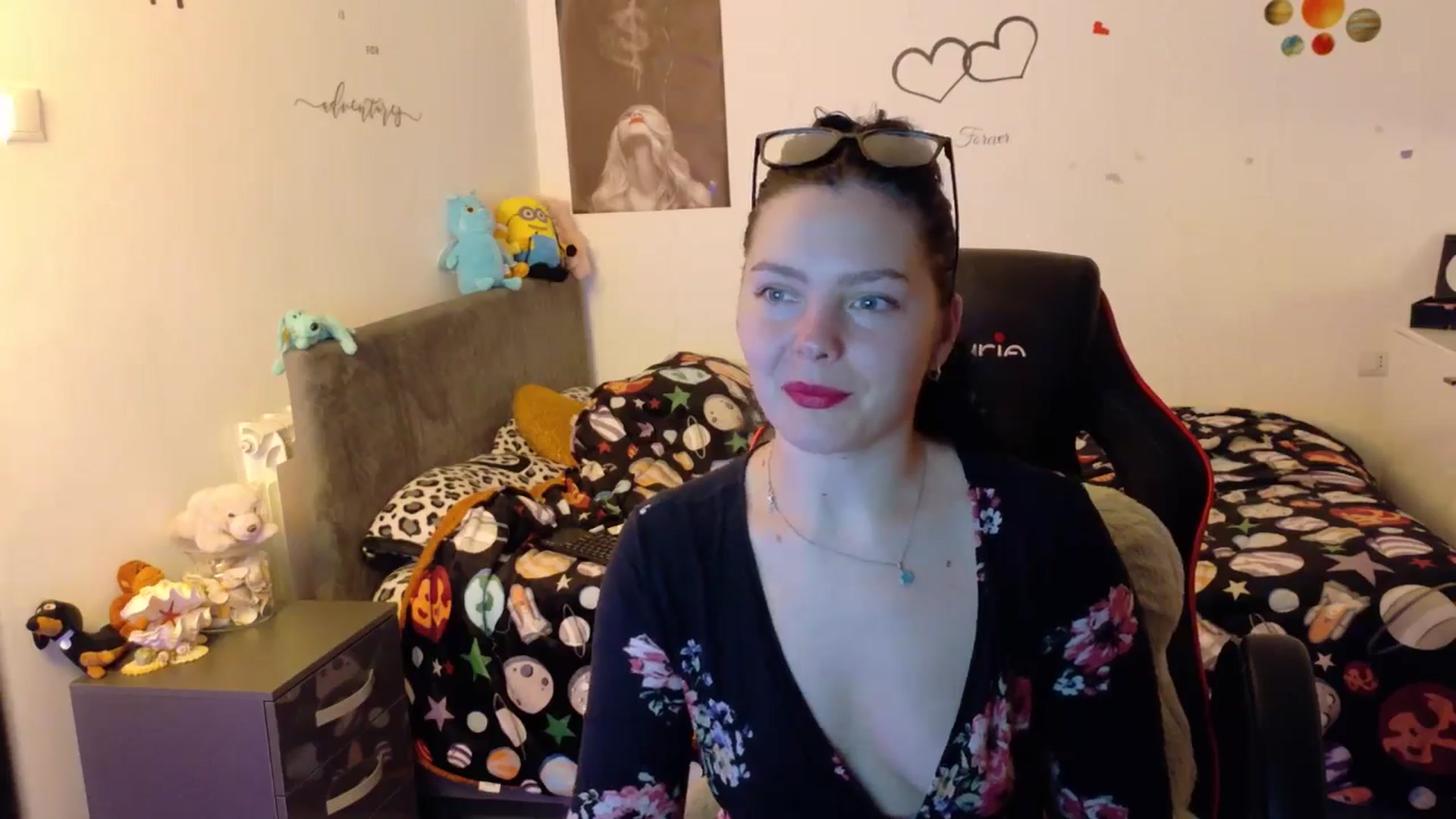 Gallery image thumbnail from YreneA's myfreecams stream on, 10/21/2025, 13:21 image 12 of 20