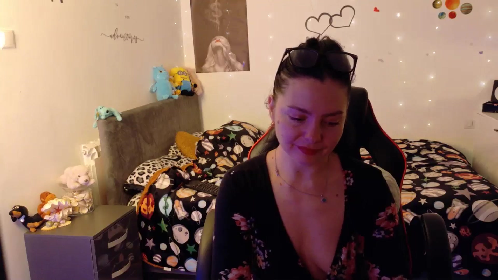Gallery image thumbnail from YreneA's myfreecams stream on, 10/21/2025, 13:21 image 13 of 20