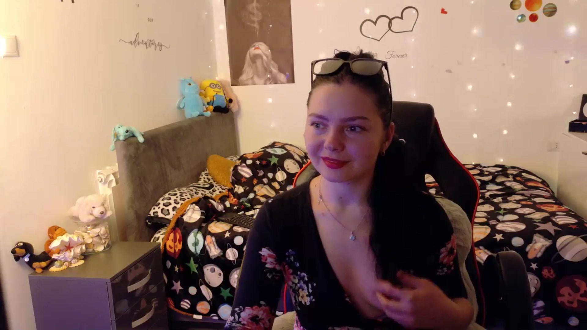 Gallery image thumbnail from YreneA's myfreecams stream on, 10/21/2025, 13:21 image 11 of 20