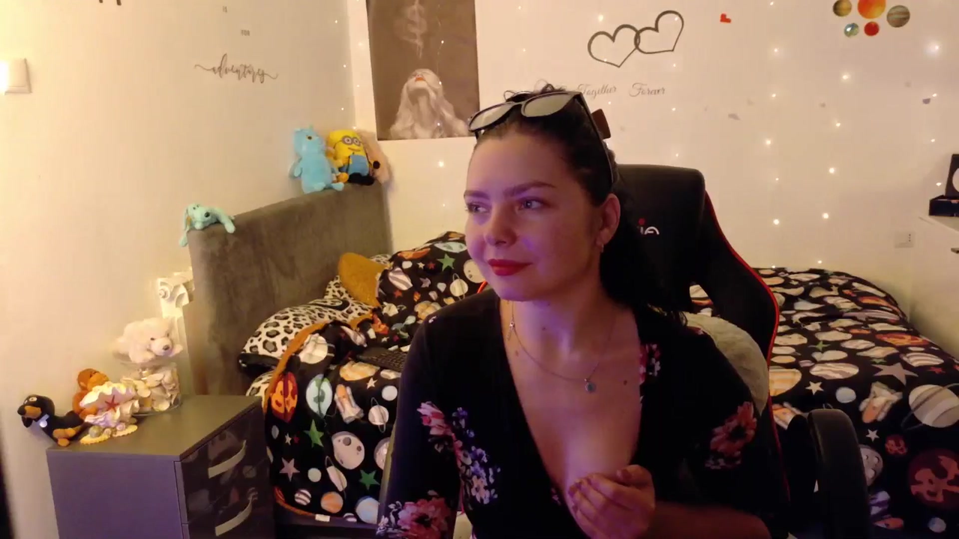 Gallery image thumbnail from YreneA's myfreecams stream on, 10/21/2025, 13:21 image 14 of 20