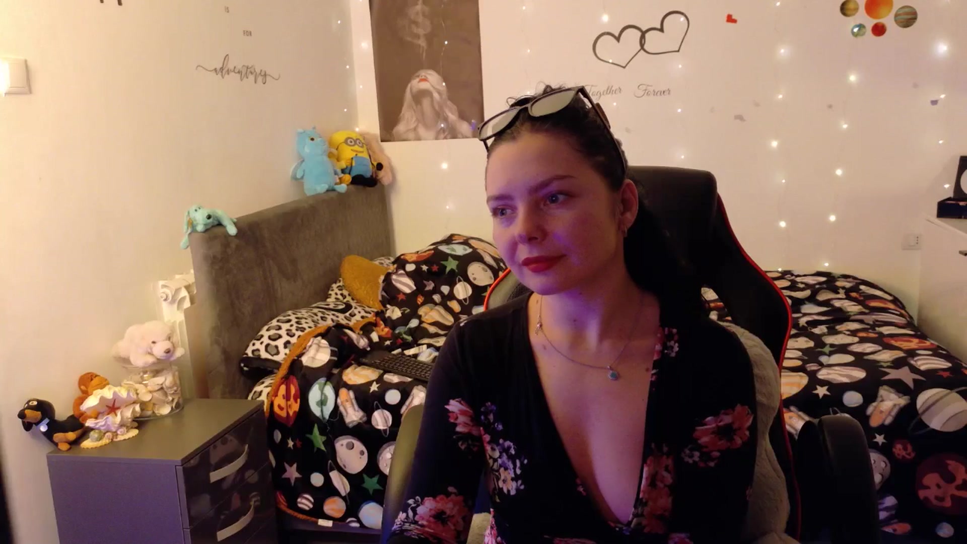 Gallery image thumbnail from YreneA's myfreecams stream on, 10/21/2025, 13:21 image 17 of 20