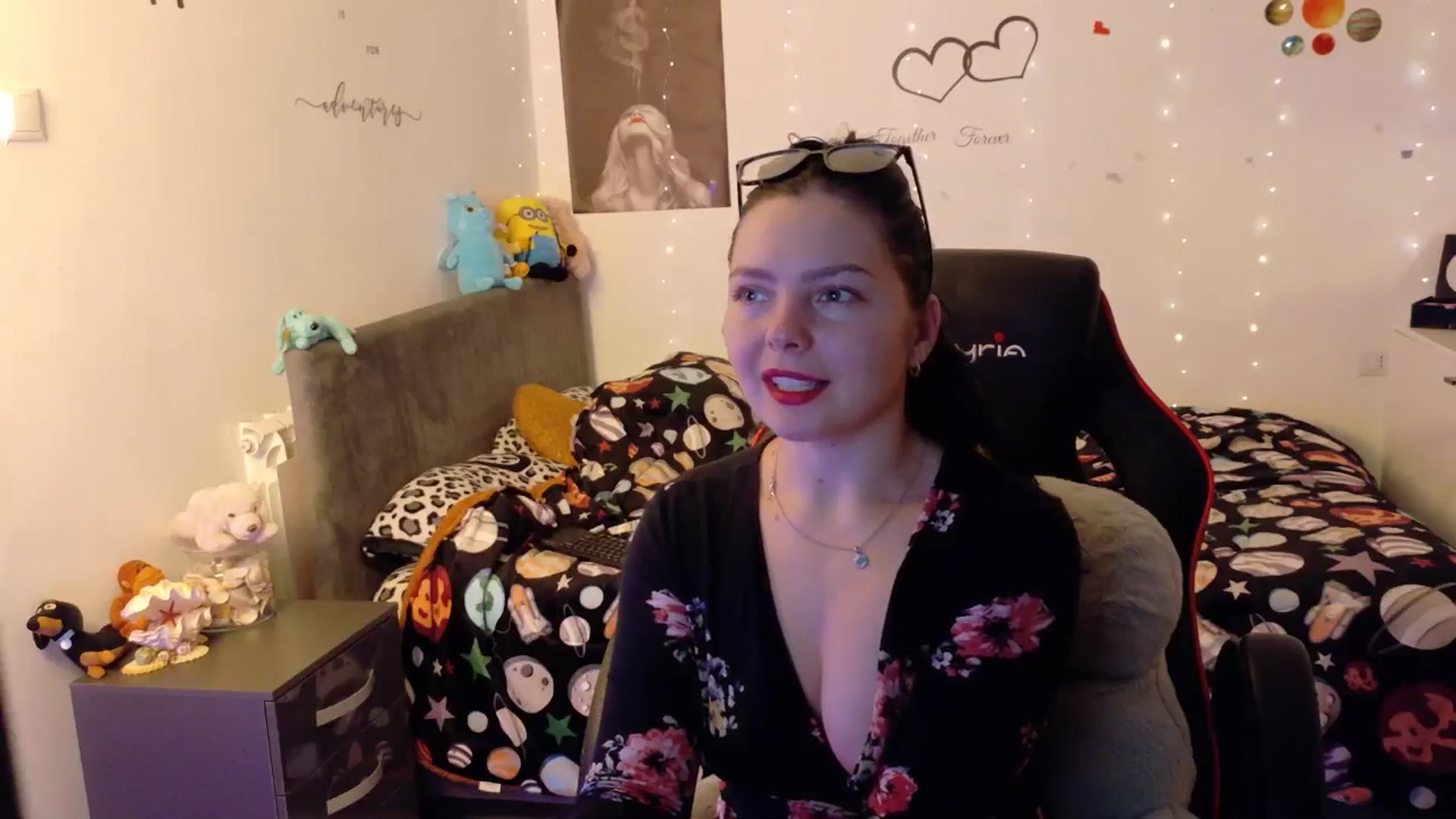 Gallery image thumbnail from YreneA's myfreecams stream on, 10/21/2025, 13:21 image 16 of 20