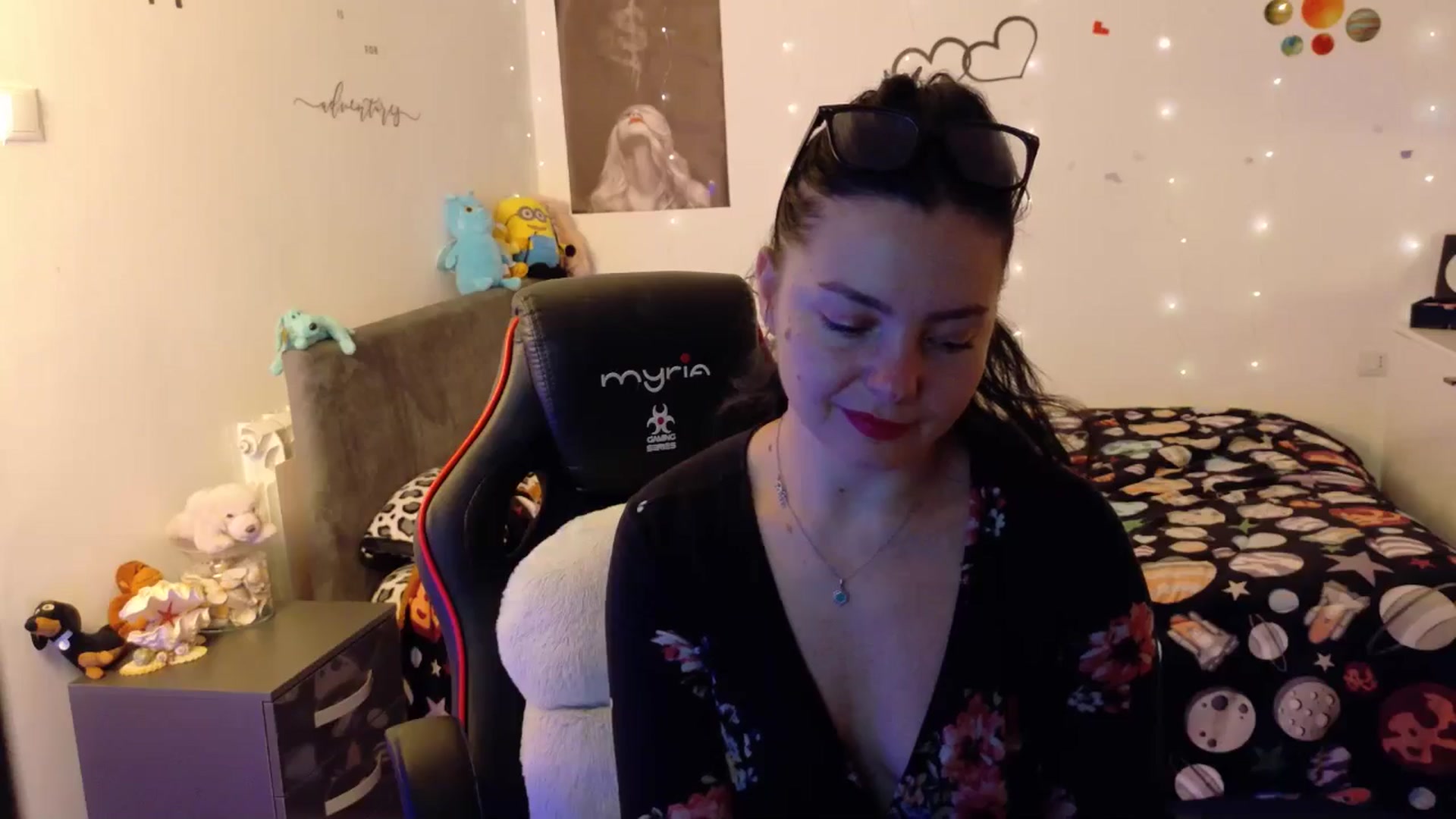 Gallery image thumbnail from YreneA's myfreecams stream on, 10/21/2025, 13:21 image 20 of 20