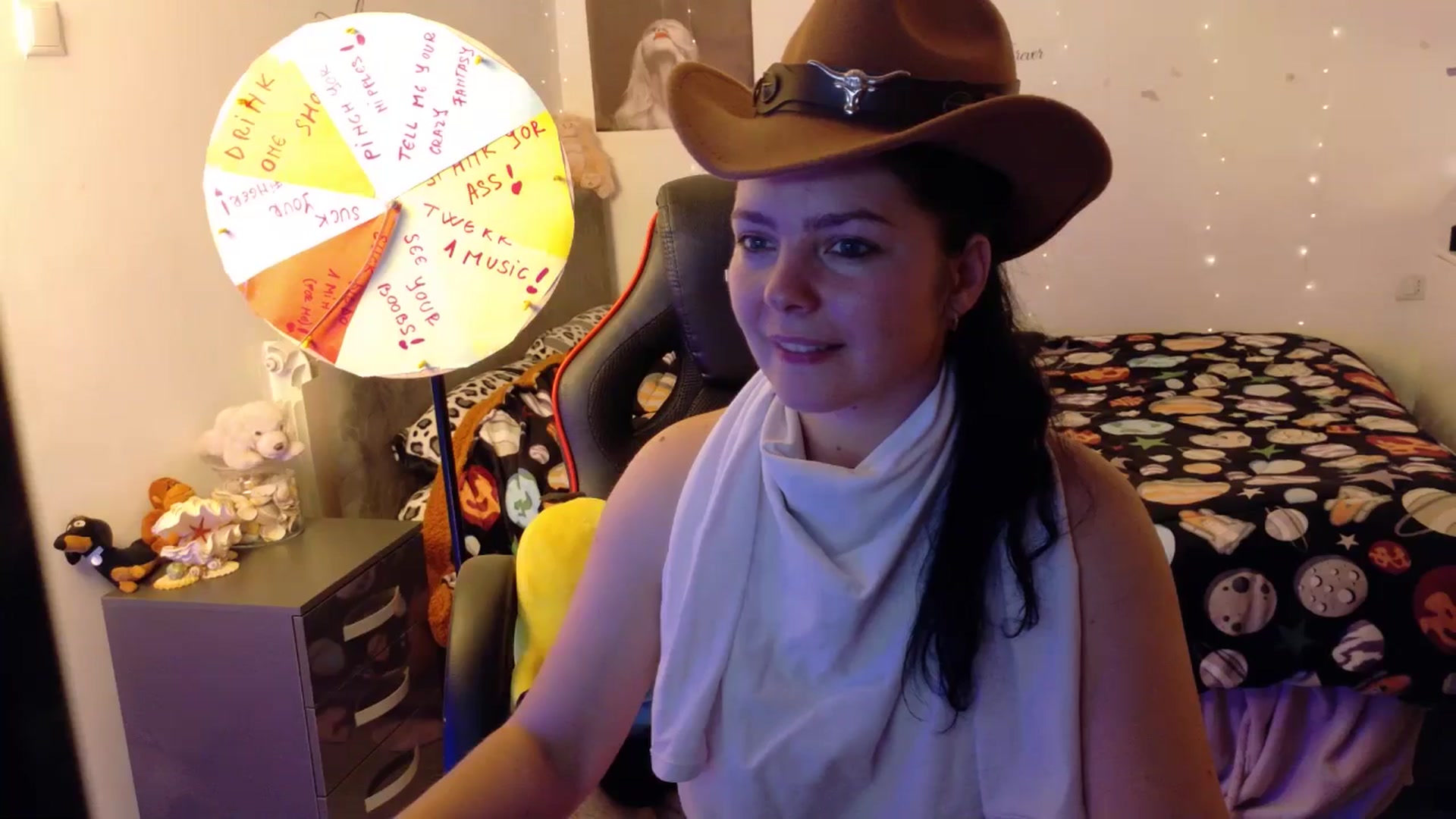 Gallery image thumbnail from YreneA's myfreecams stream on, 10/21/2025, 18:30 image 12 of 20