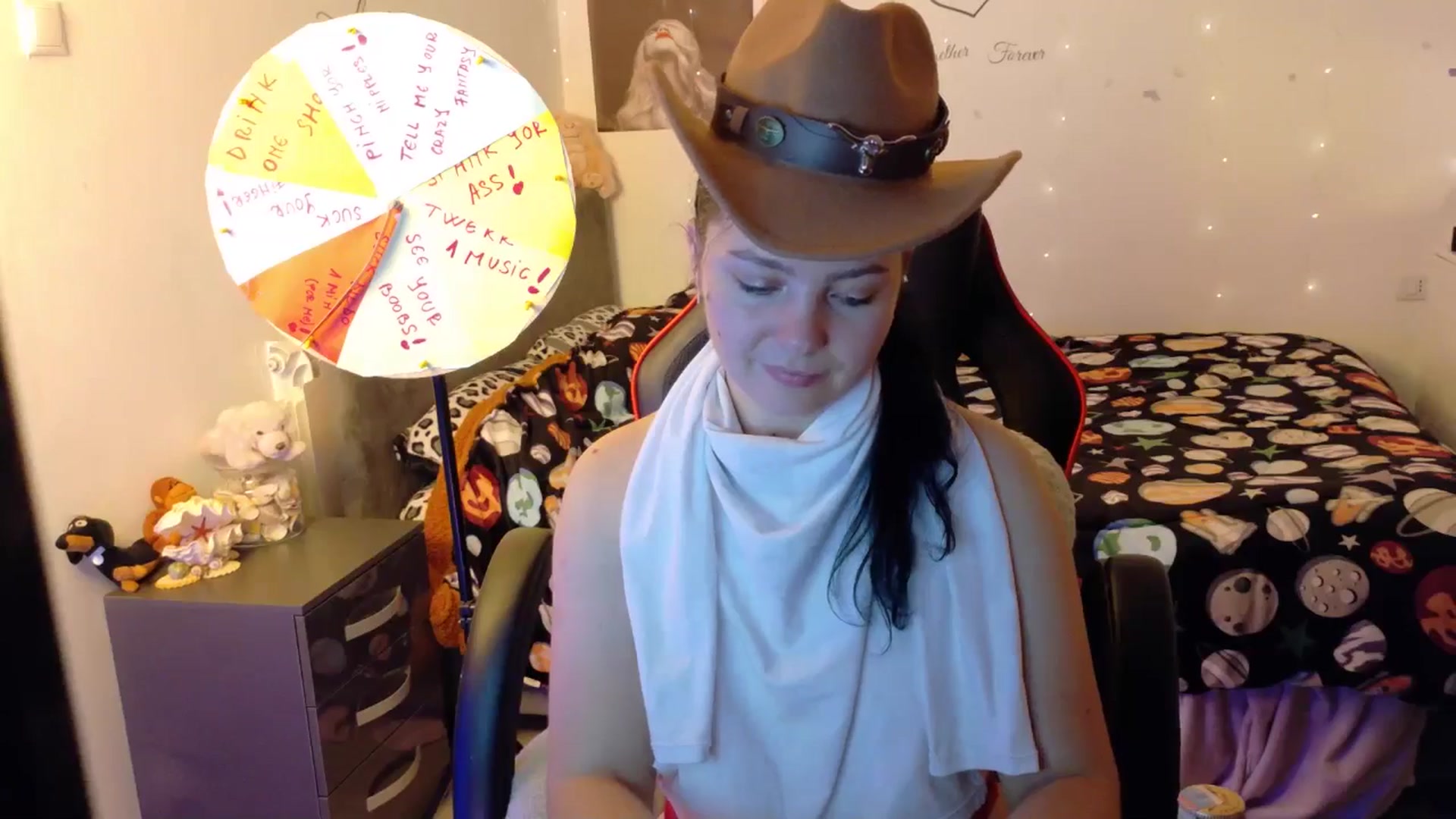 Gallery image thumbnail from YreneA's myfreecams stream on, 10/21/2025, 18:30 image 10 of 20