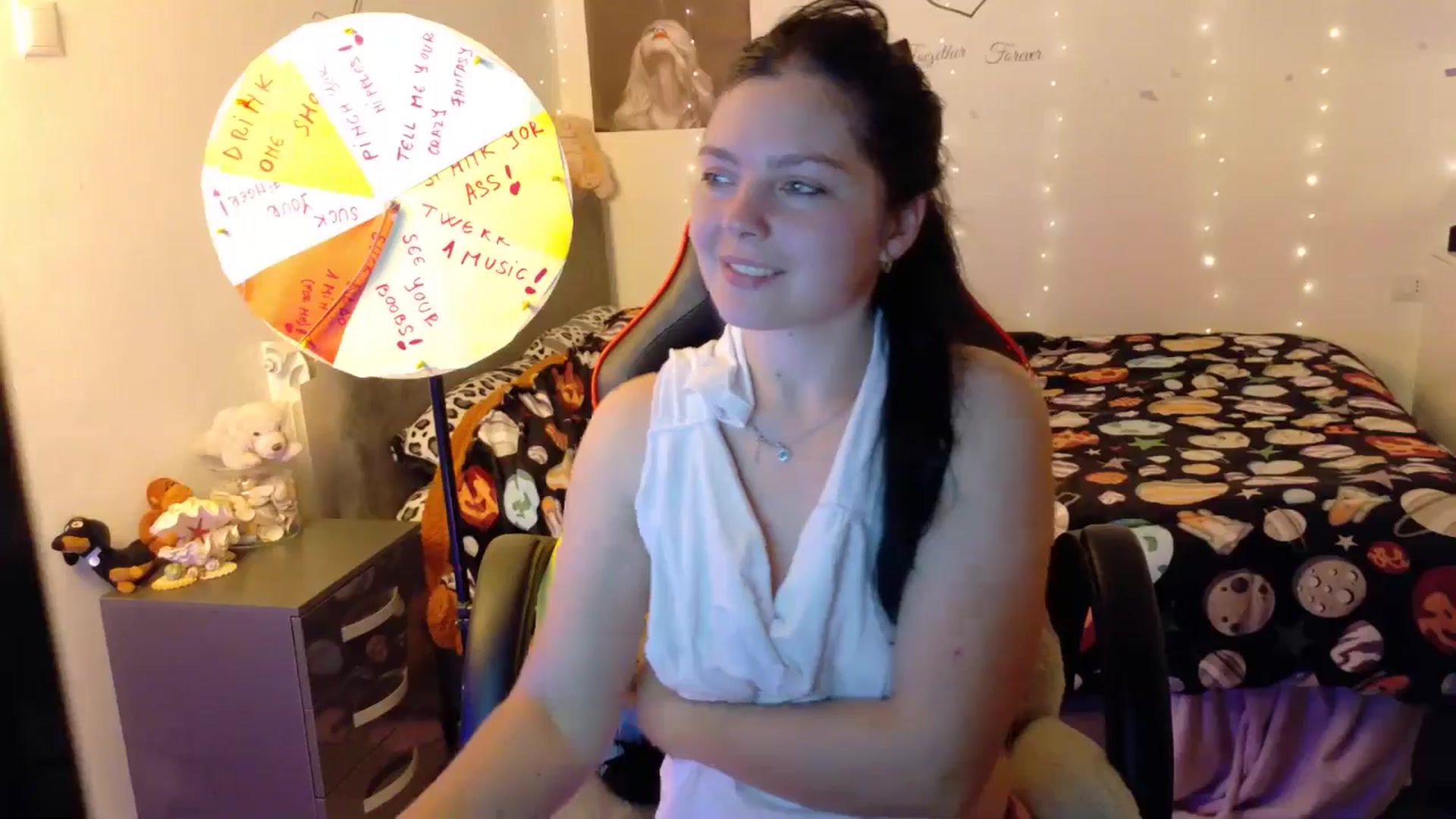 Gallery image thumbnail from YreneA's myfreecams stream on, 10/21/2025, 18:30 image 19 of 20