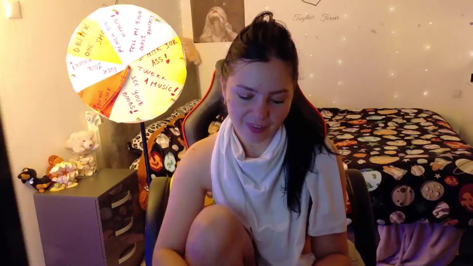 Gallery image thumbnail from YreneA's myfreecams stream on, 10/21/2025, 18:30 image 15 of 20