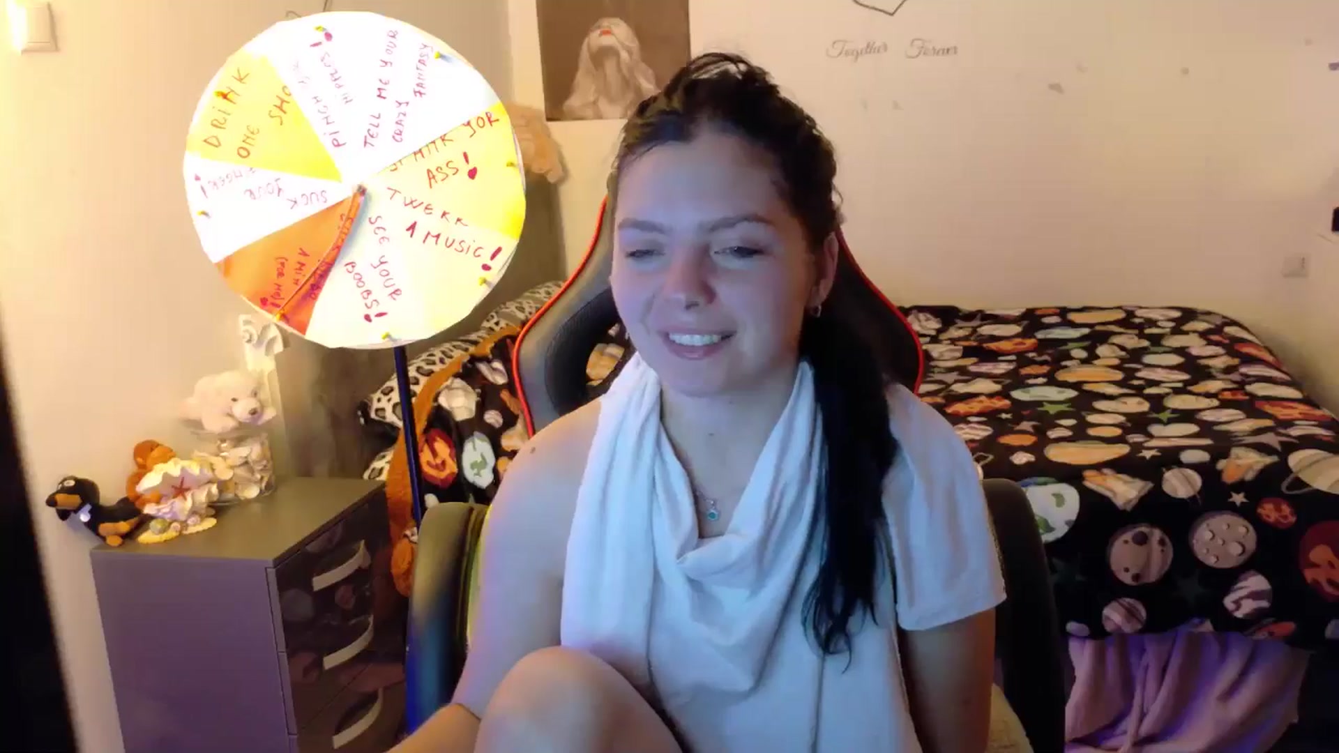 Gallery image thumbnail from YreneA's myfreecams stream on, 10/21/2025, 18:30 image 17 of 20