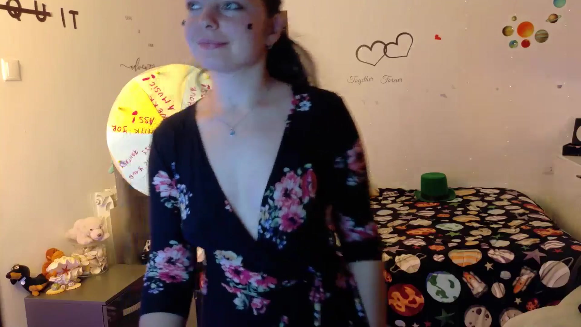 Gallery image thumbnail from YreneA's myfreecams stream on, 10/22/2025, 13:00 image 11 of 20