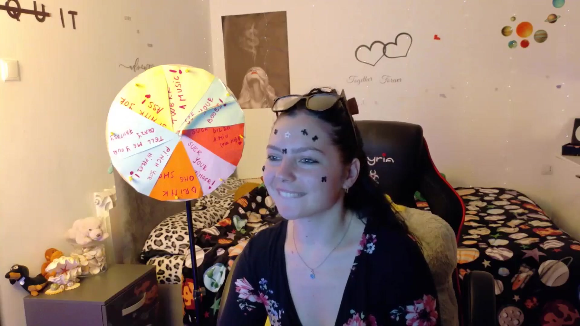 Gallery image thumbnail from YreneA's myfreecams stream on, 10/22/2025, 13:00 image 18 of 20