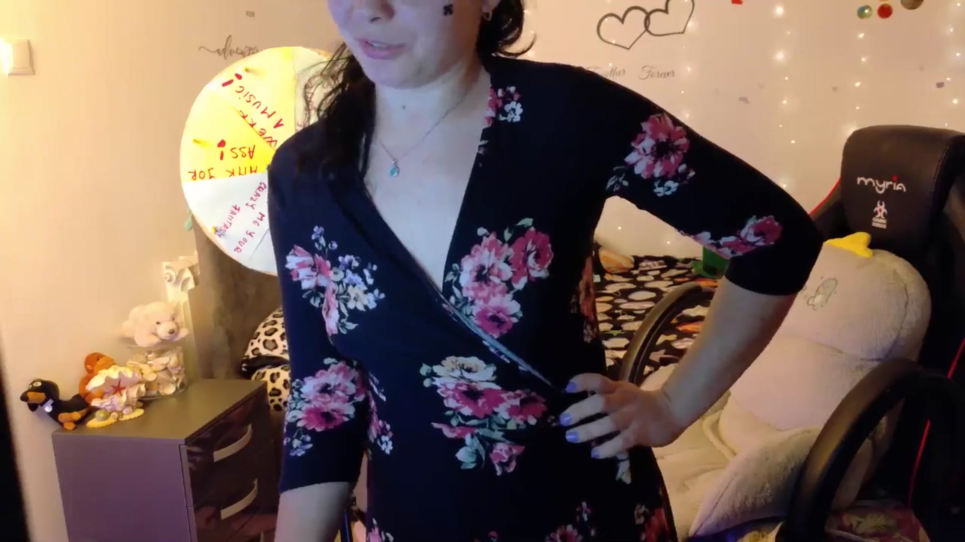 Gallery image thumbnail from YreneA's myfreecams stream on, 10/22/2025, 13:00 image 9 of 20