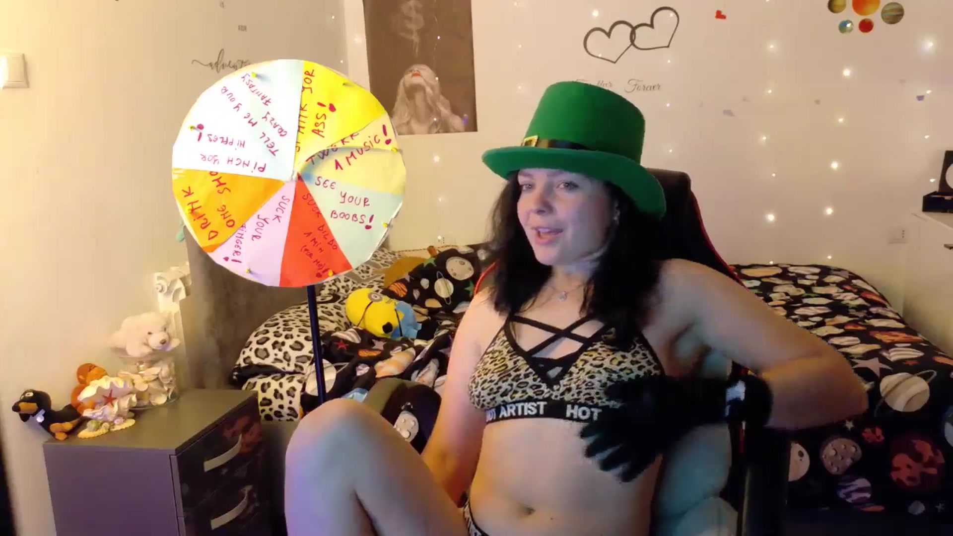 Gallery image thumbnail from YreneA's myfreecams stream on, 10/22/2025, 19:23 image 11 of 20