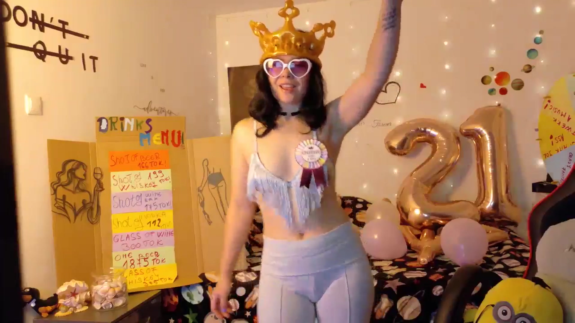 Gallery image thumbnail from YreneA's myfreecams stream on, 10/24/2025, 07:59 image 4 of 20
