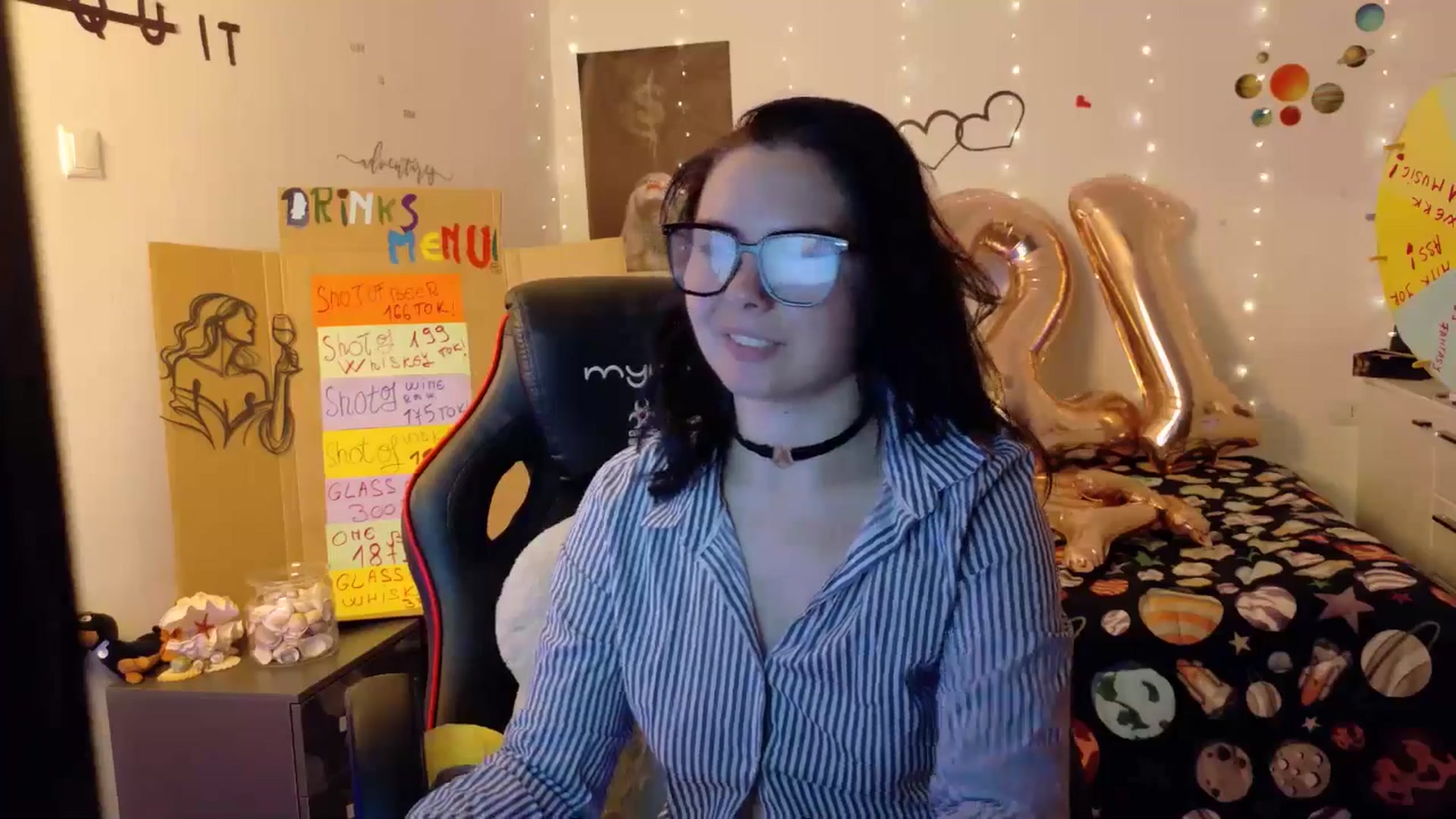 Gallery image thumbnail from YreneA's myfreecams stream on, 10/24/2025, 12:35 image 3 of 20