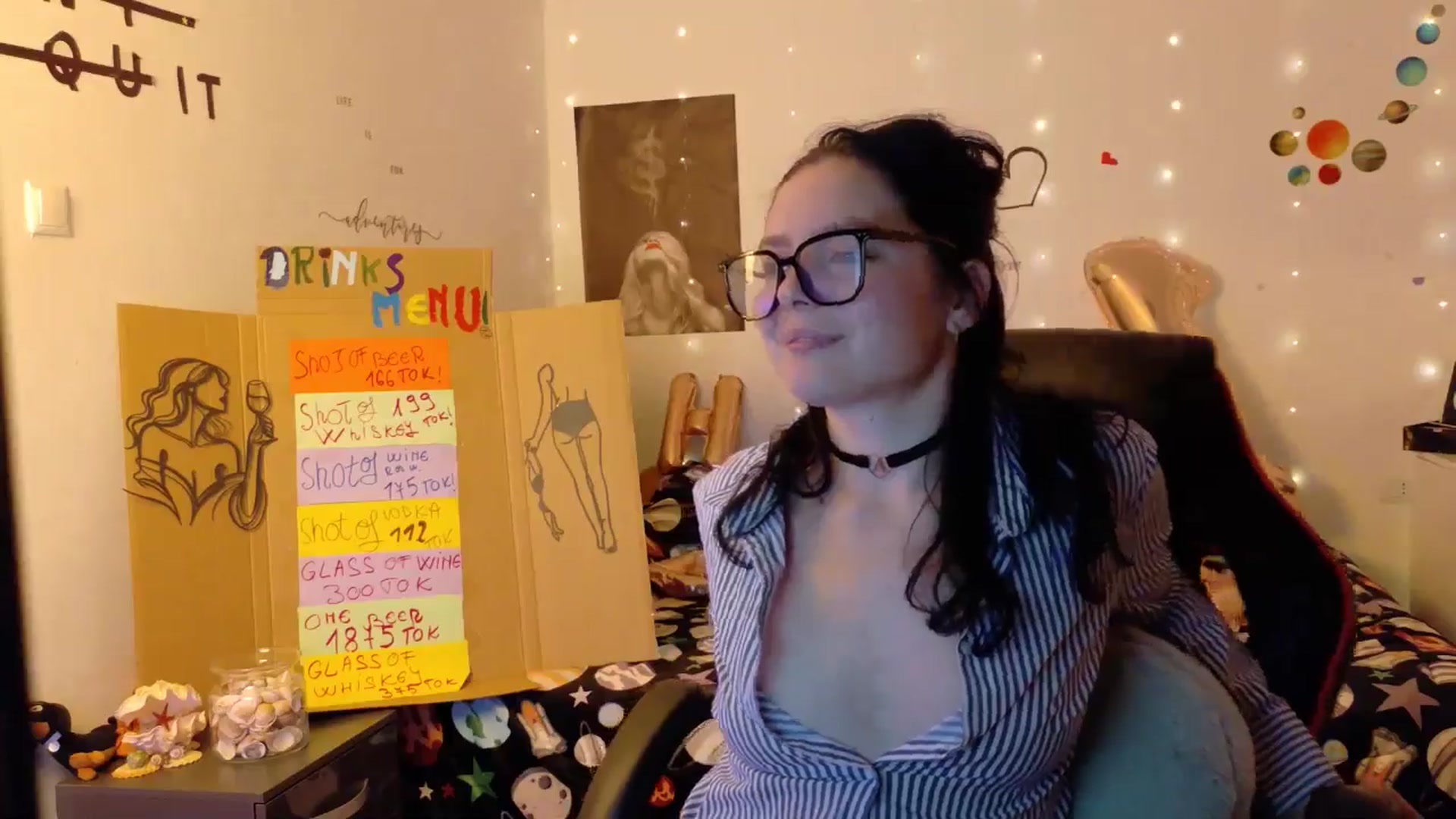 Gallery image thumbnail from YreneA's myfreecams stream on, 10/24/2025, 13:51 image 15 of 20