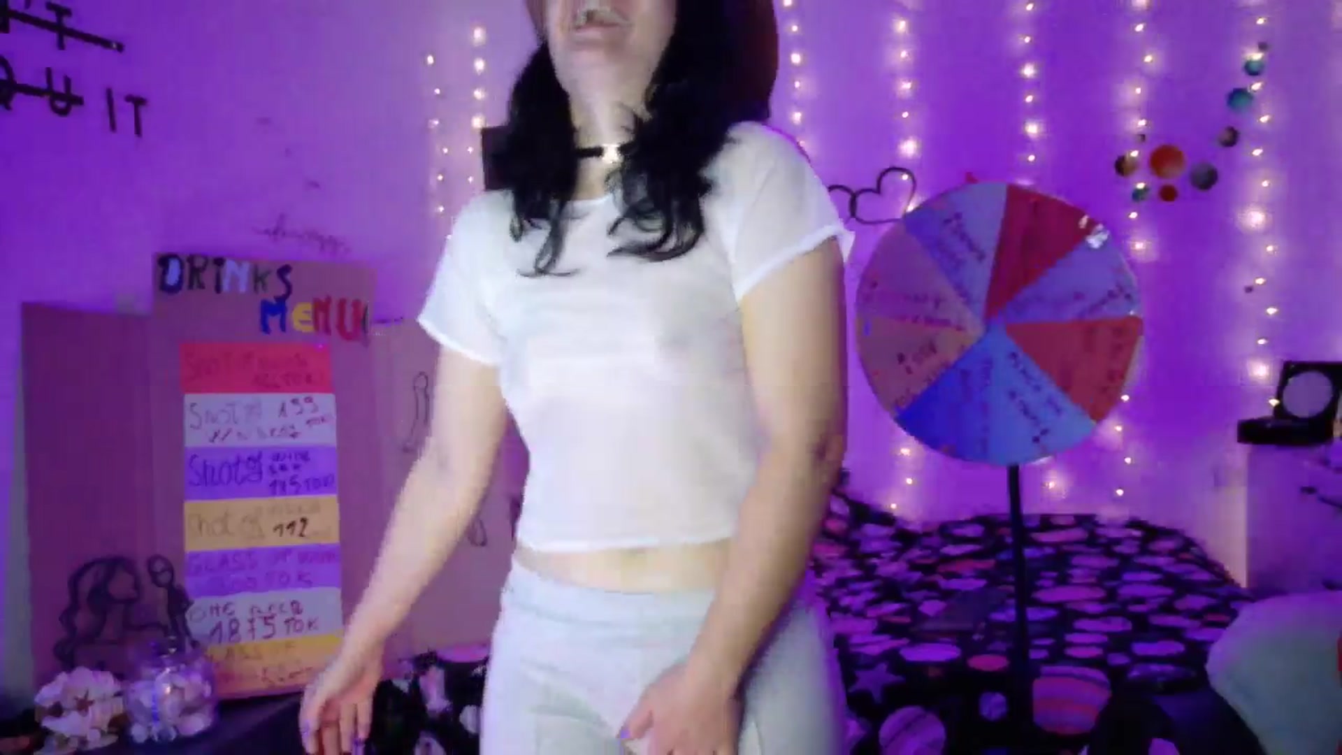 Gallery image thumbnail from YreneA's myfreecams stream on, 10/25/2025, 06:35 image 10 of 20
