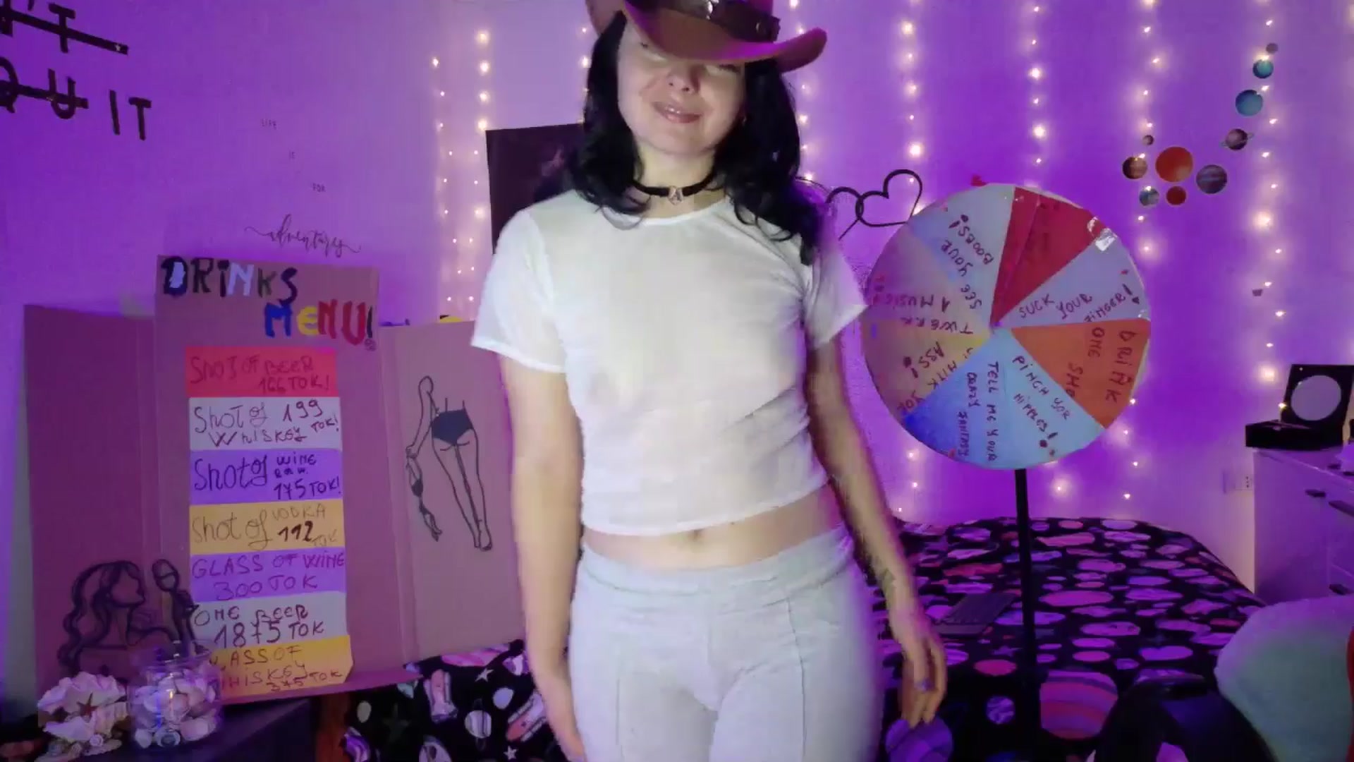 Gallery image thumbnail from YreneA's myfreecams stream on, 10/25/2025, 06:35 image 11 of 20