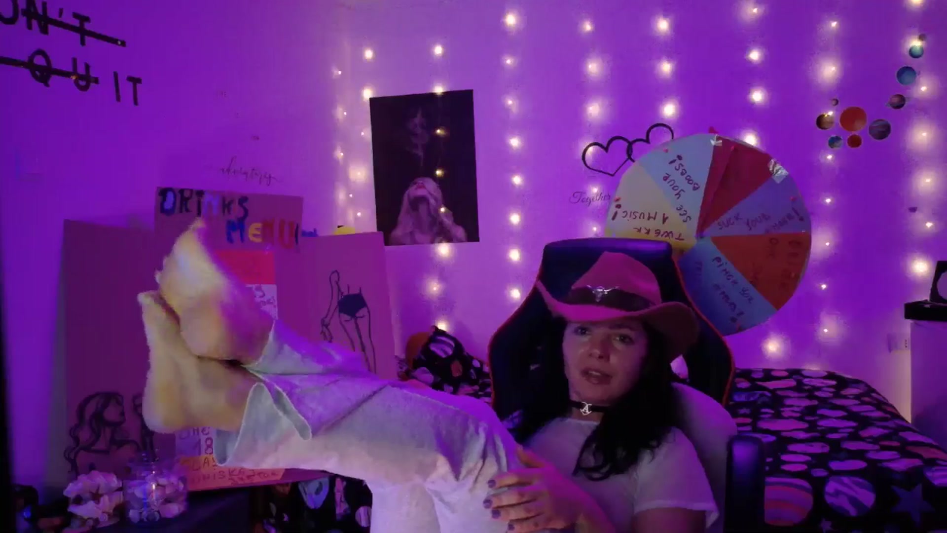 Gallery image thumbnail from YreneA's myfreecams stream on, 10/25/2025, 07:52 image 19 of 20