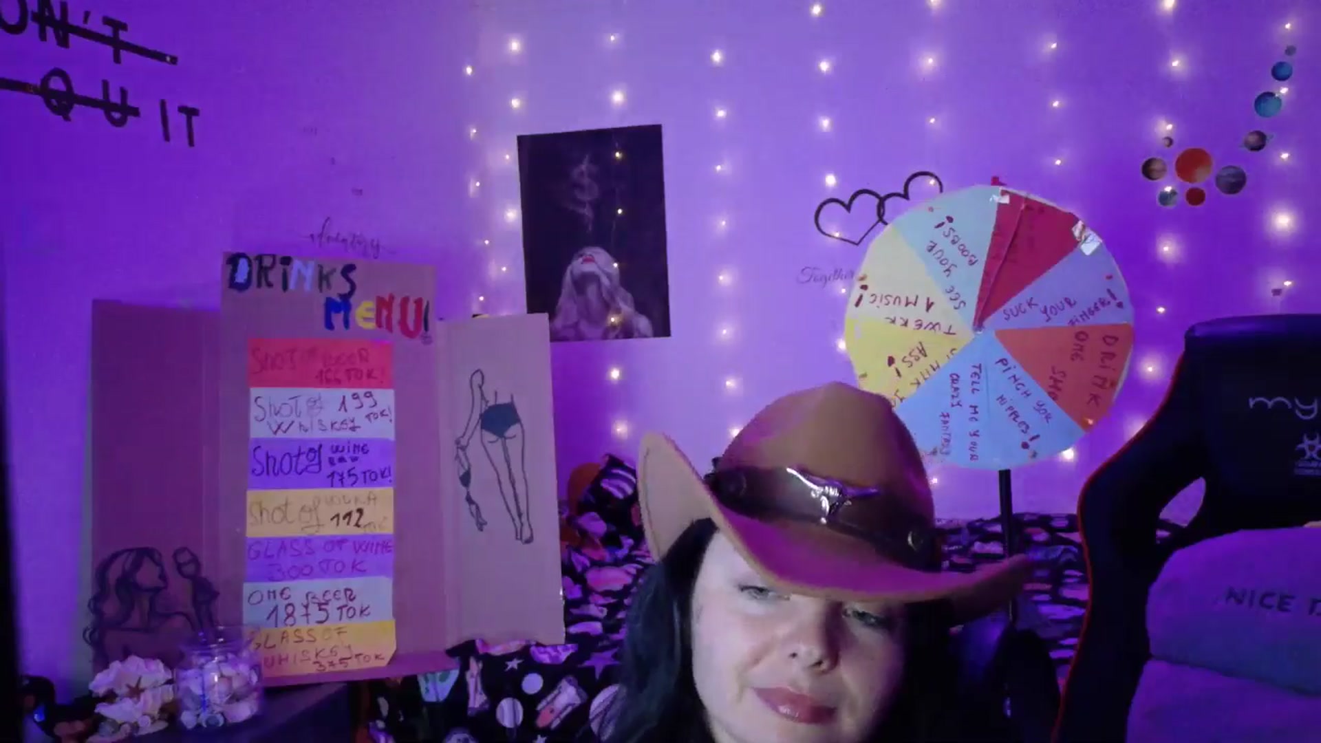 Gallery image thumbnail from YreneA's myfreecams stream on, 10/25/2025, 07:52 image 9 of 20