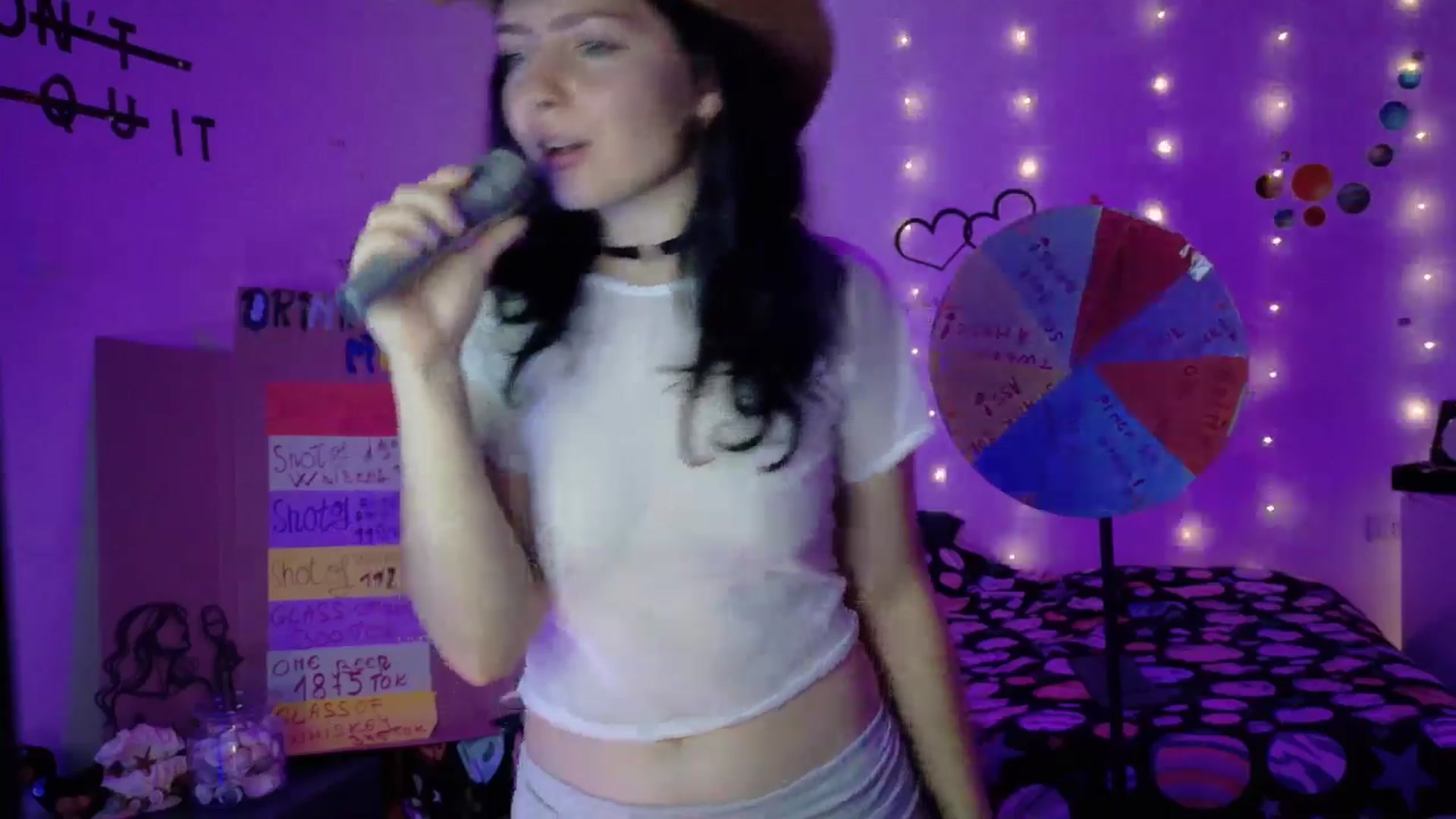 Gallery image thumbnail from YreneA's myfreecams stream on, 10/25/2025, 07:52 image 18 of 20