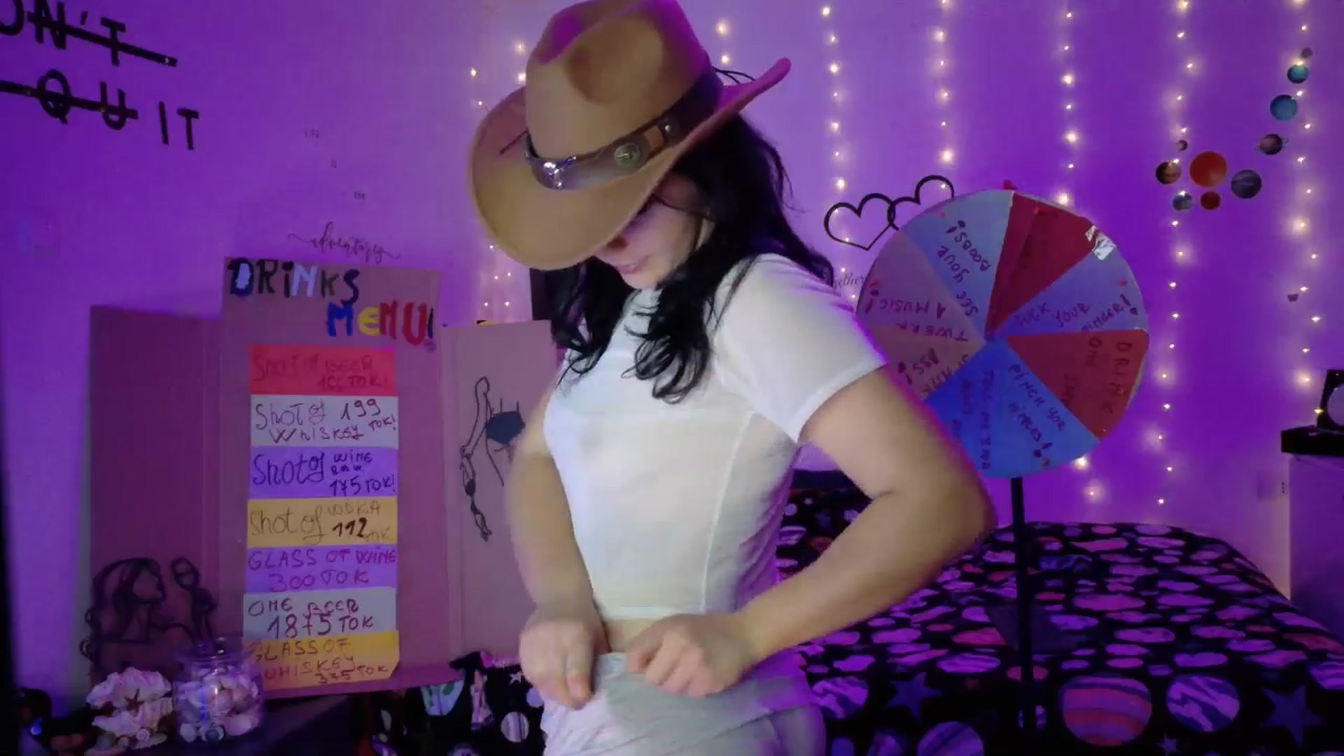 Gallery image thumbnail from YreneA's myfreecams stream on, 10/25/2025, 07:52 image 14 of 20
