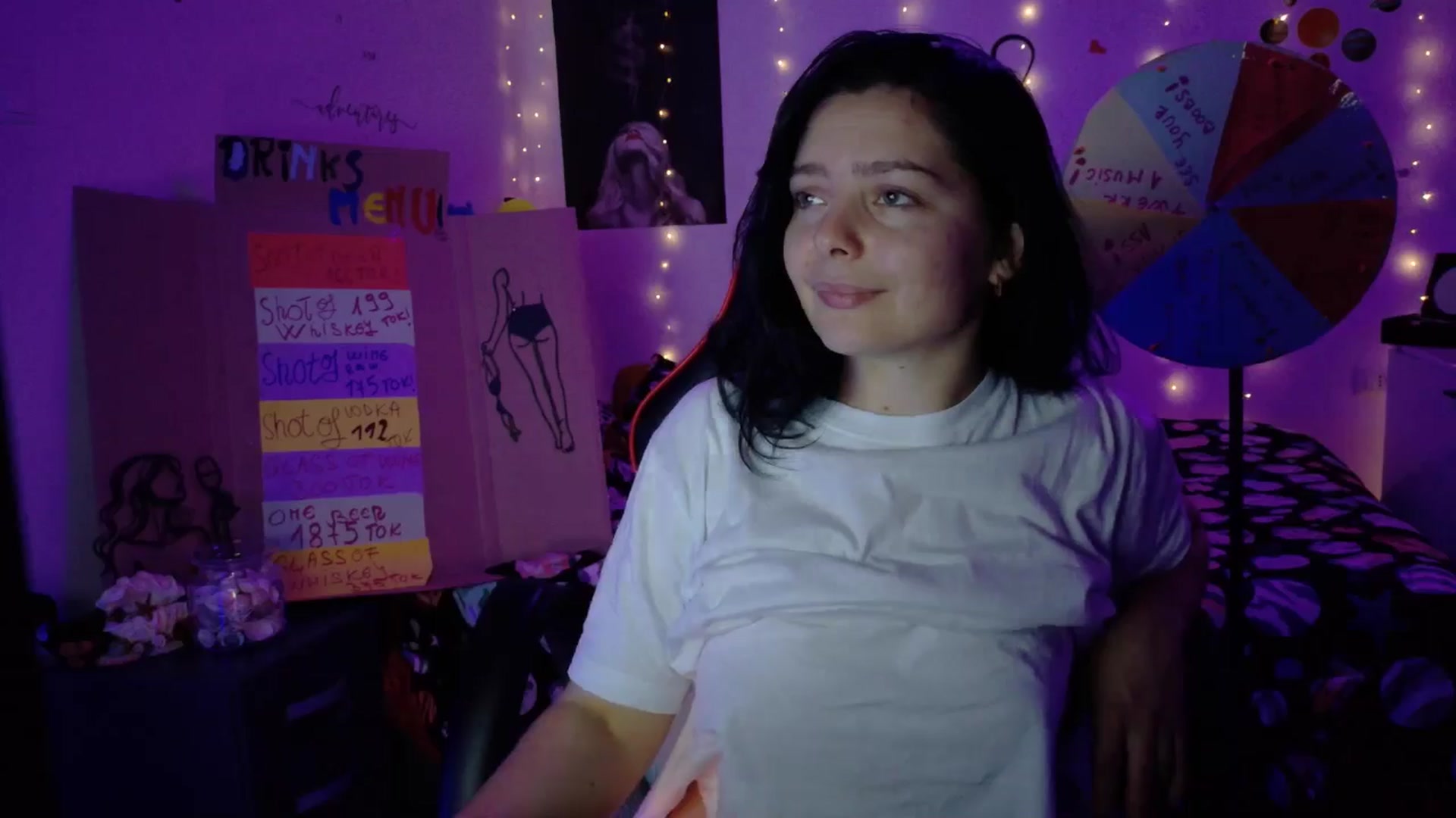 Gallery image thumbnail from YreneA's myfreecams stream on, 10/25/2025, 12:18 image 13 of 20