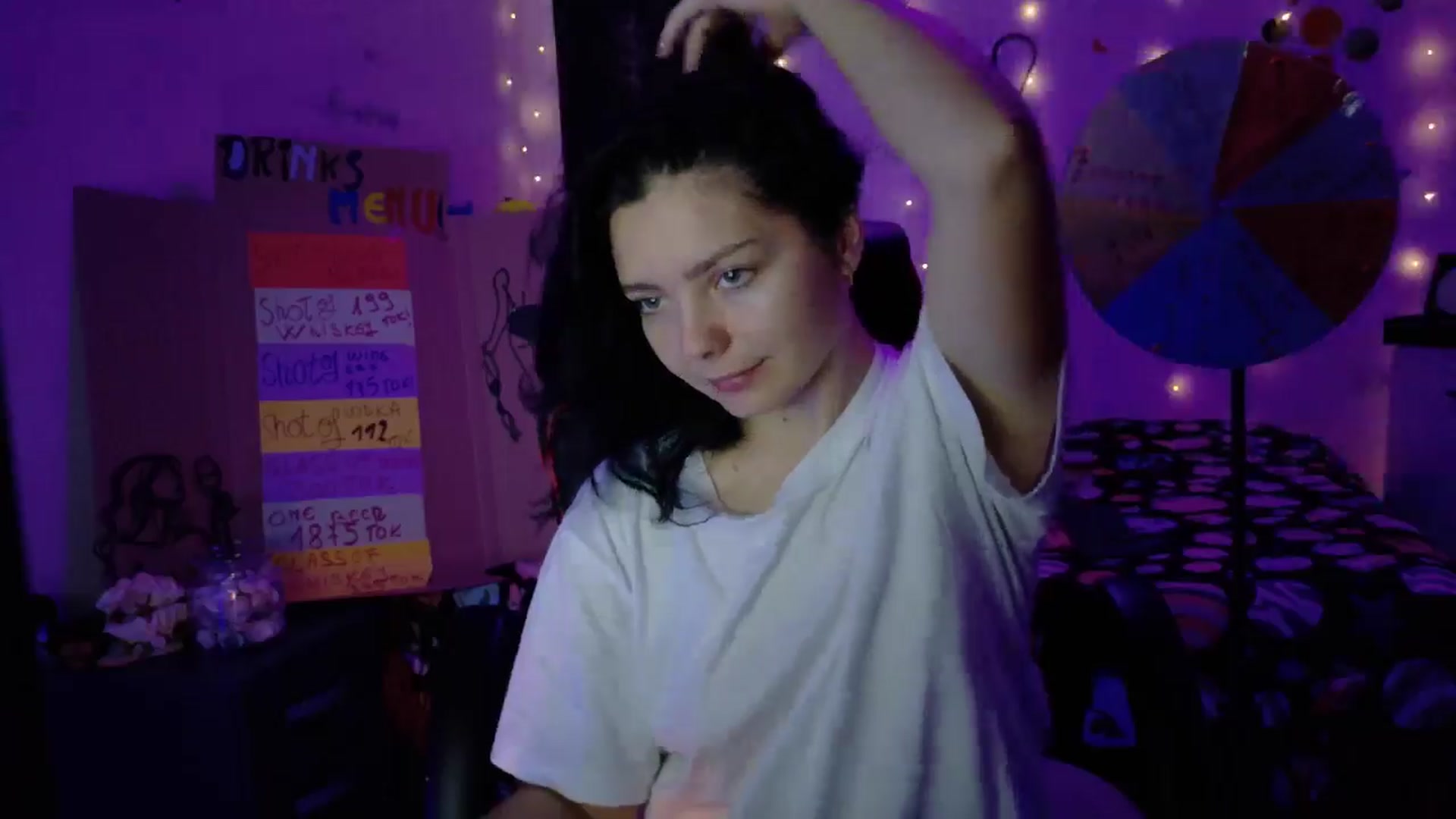 Gallery image thumbnail from YreneA's myfreecams stream on, 10/25/2025, 12:18 image 7 of 20